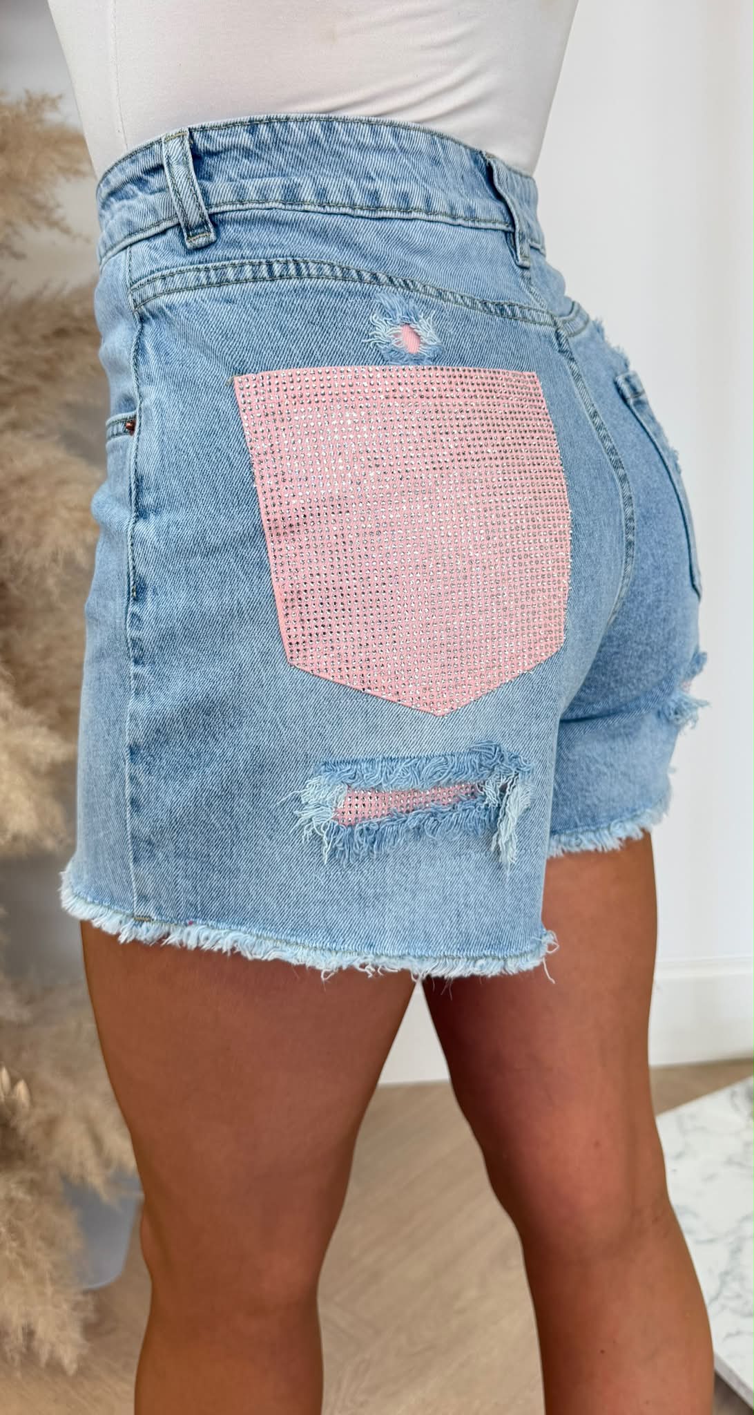 MISSY DIAMOND POCKET SHORT 3075