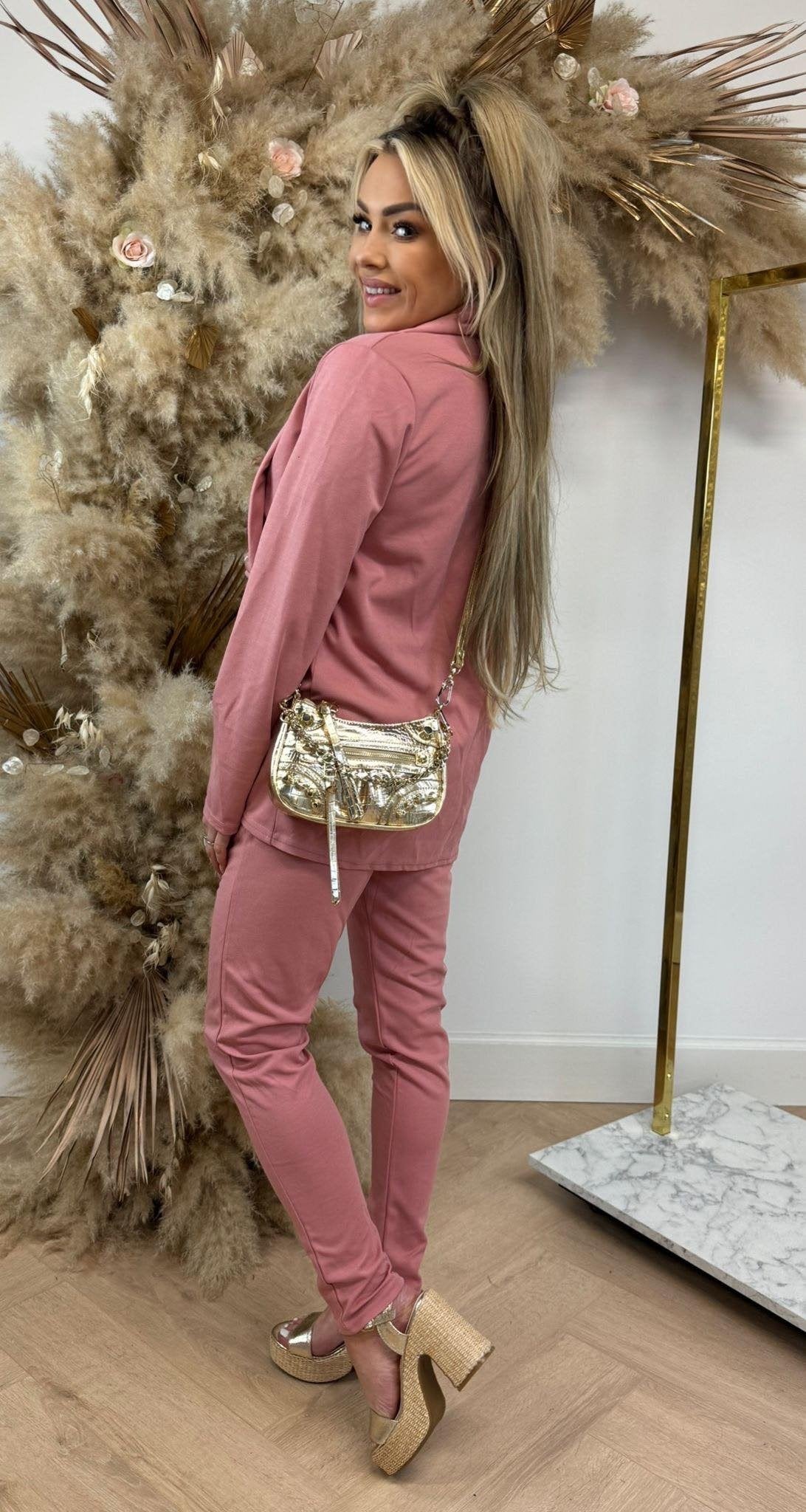 COSTUME ÉLÉGANT ROSE