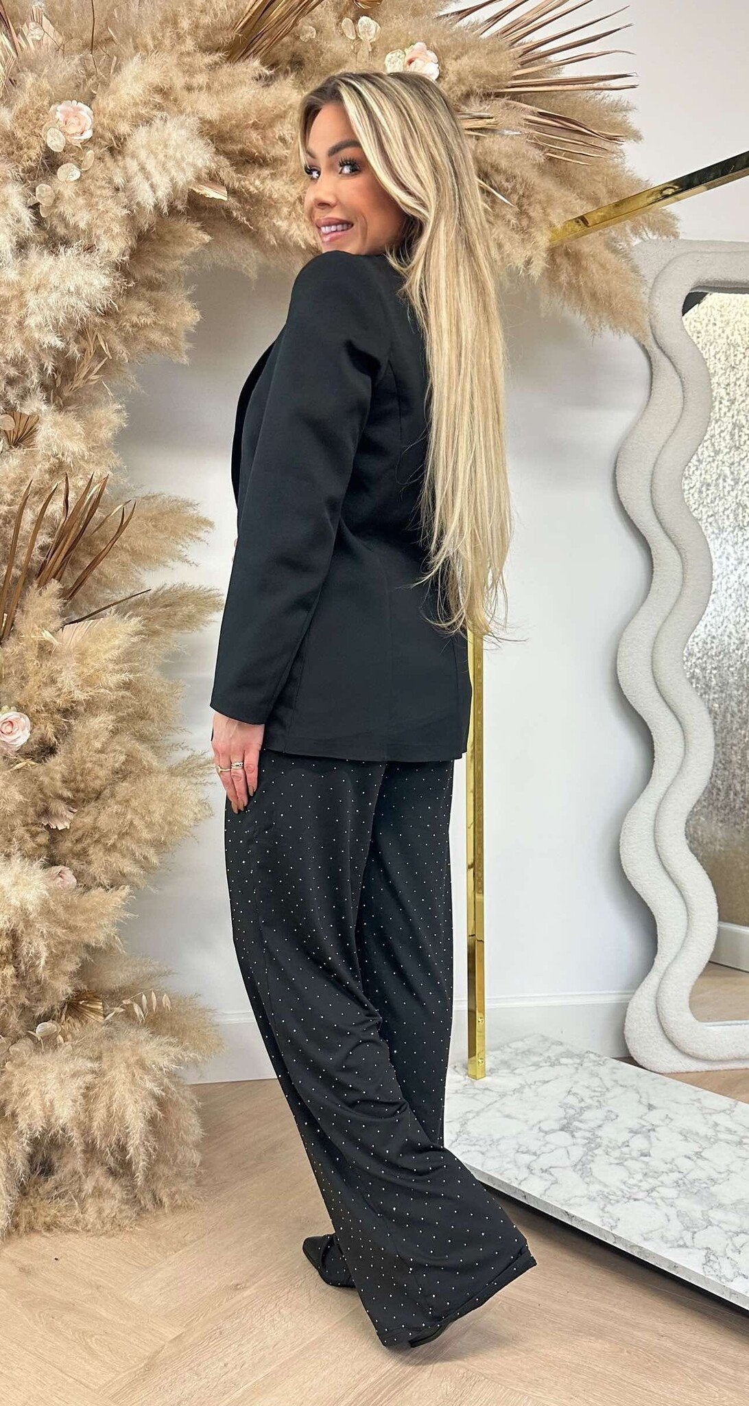 BASIC BLAZER SCHWARZ