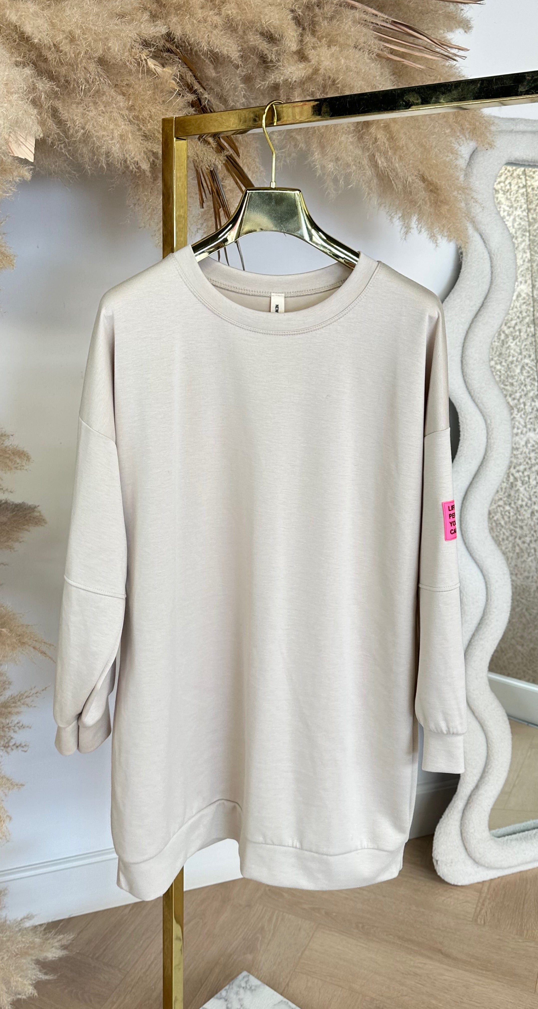 PATCH DRESS BEIGE