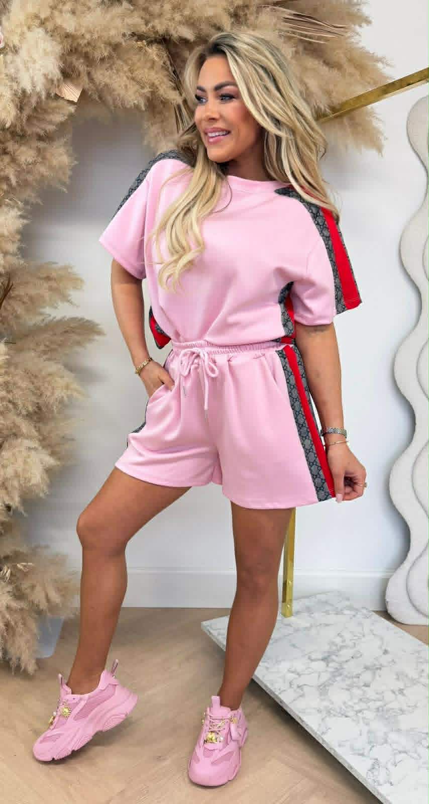 GUC INSPIRED STRIPE SET PINK