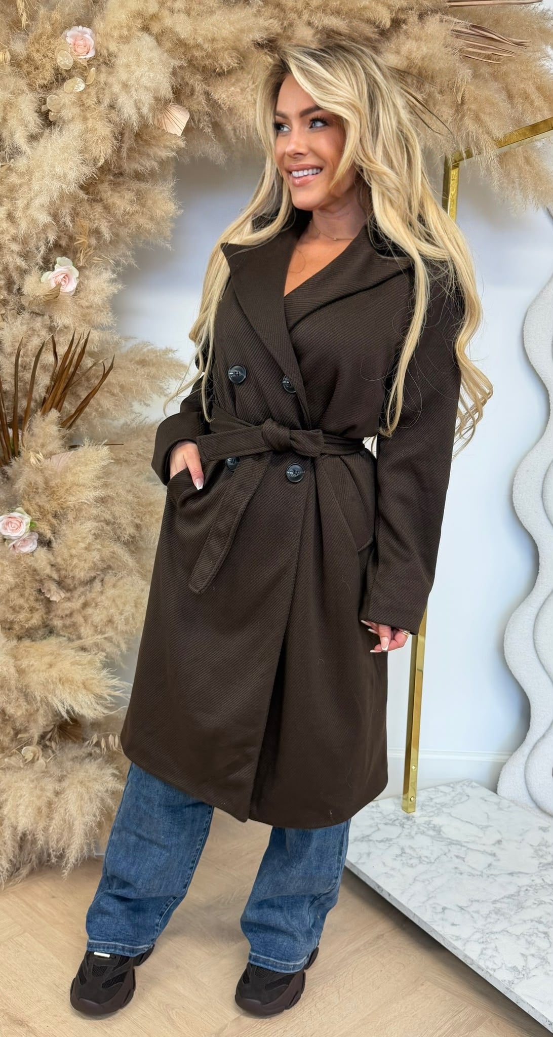 PERFECT STRIK COAT CHOCO