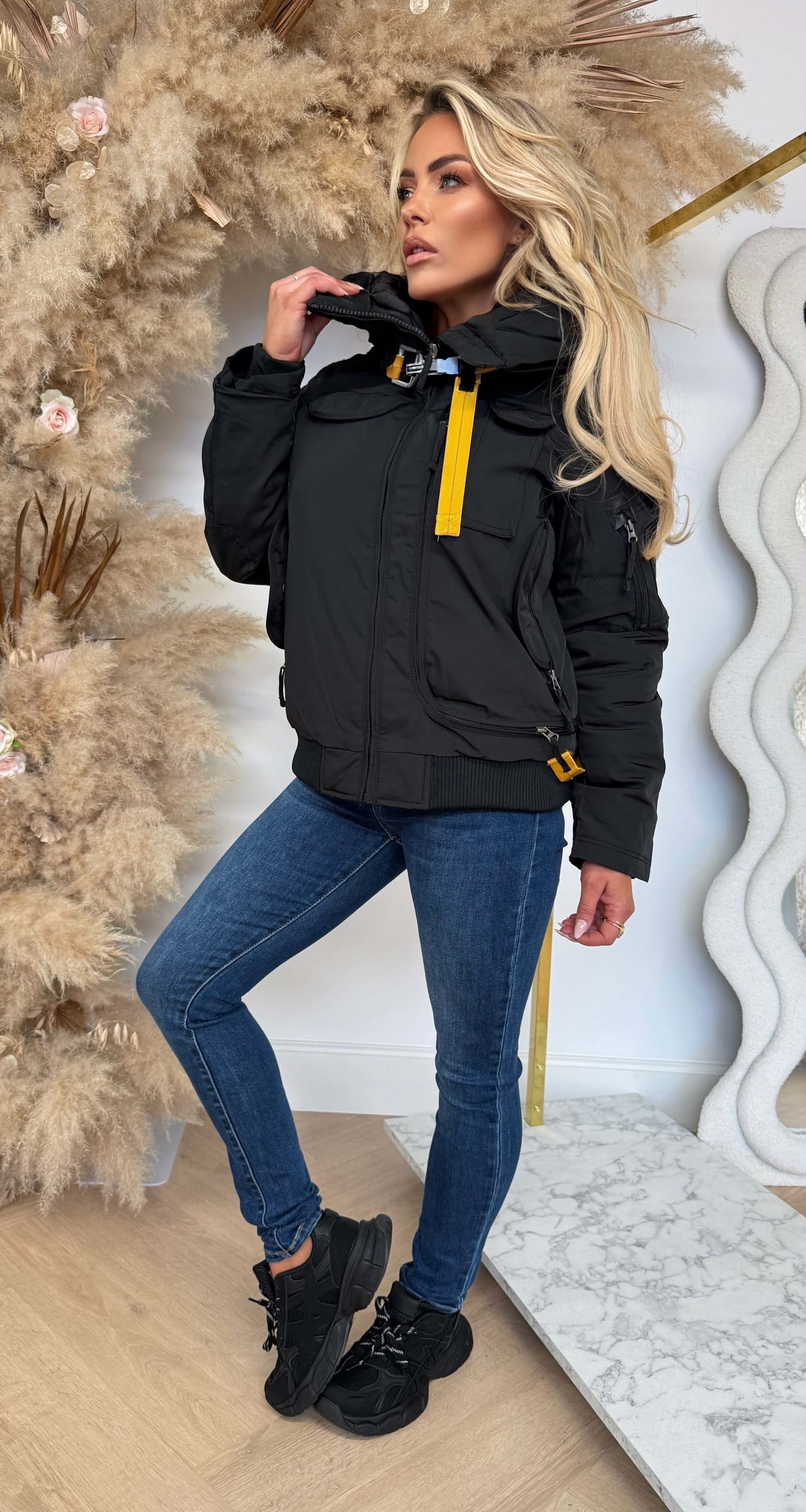 MUSTHAVE WINTERJACKET 2003 BLACK