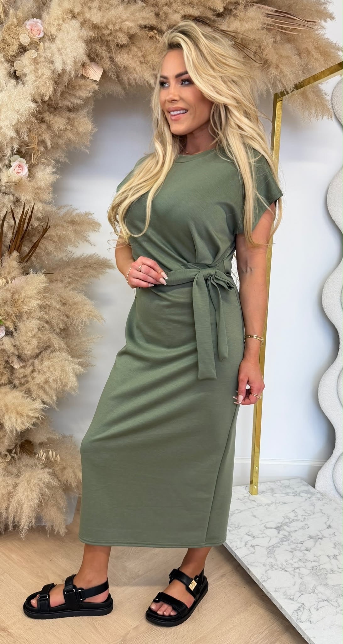 STRIKKY LONG DRESS AMRYGREEN