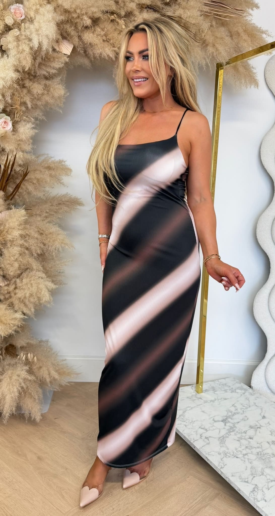 ELISE COLOURY SPAGHETTI DRESS BEIGE/BLACK