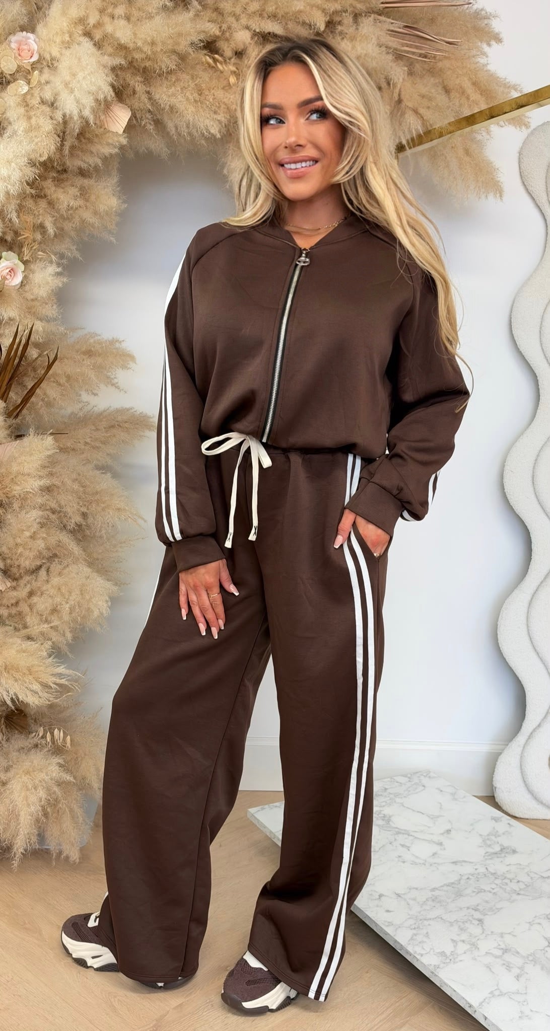 RACHEL ZIP STRIPE SET CHOCO