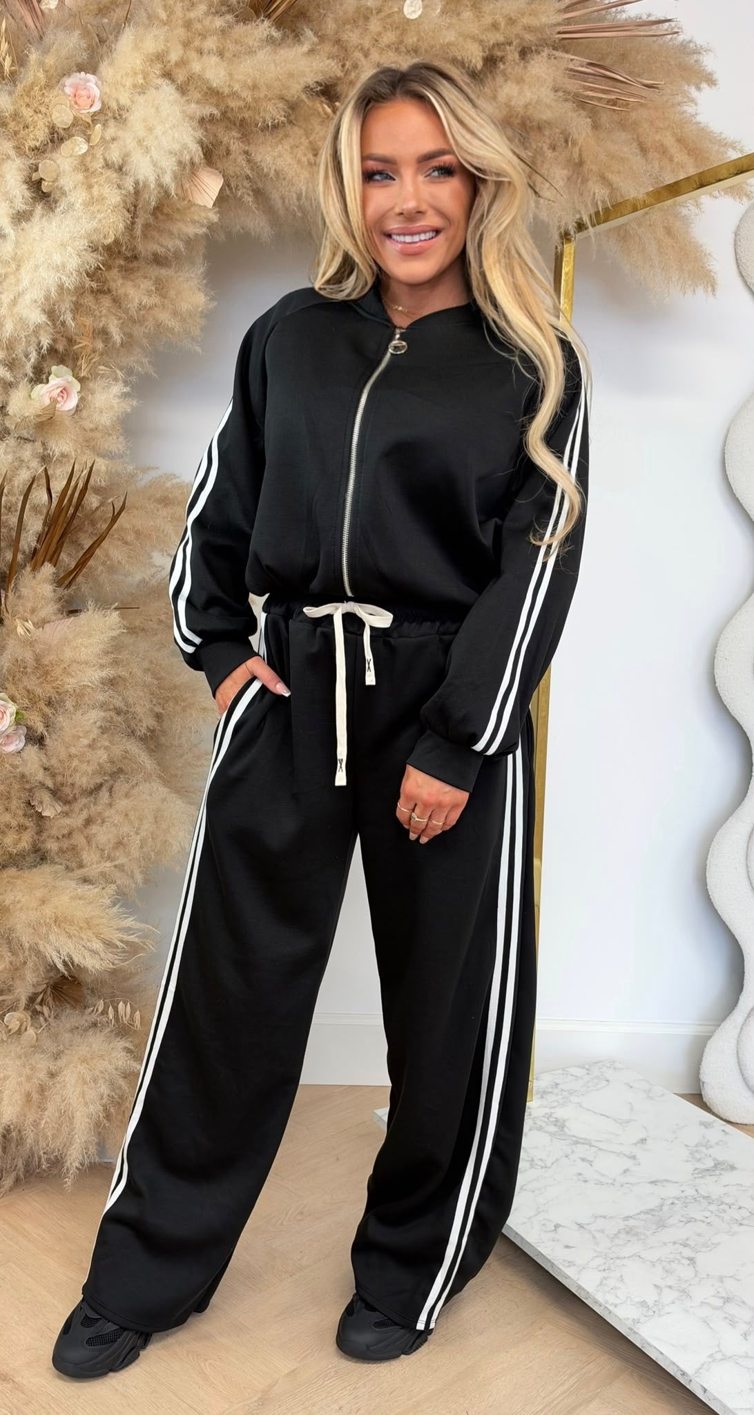 RACHEL ZIP STRIPE SET BLACK