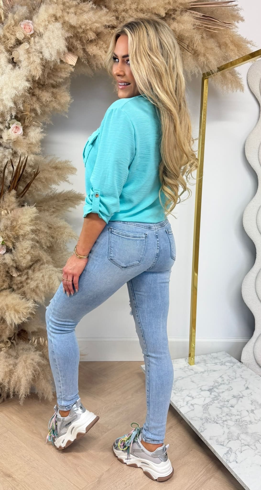 LARIS KNOOP BLOUSE AQUA