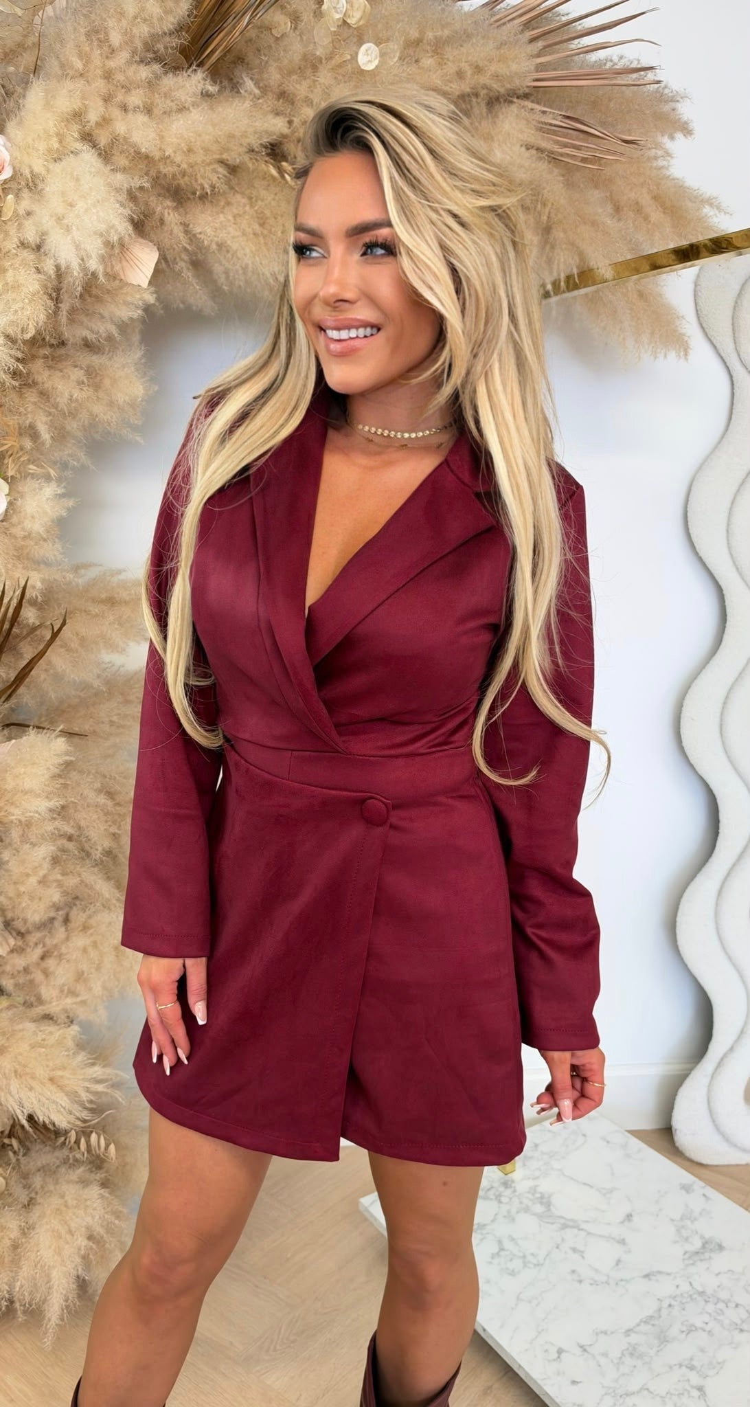SUEDE LOOK OMSLAG PLAYSUIT BORDEAUX