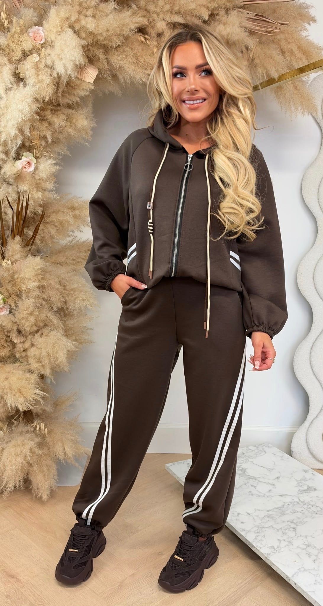 RIA TOUWTJE COMFY SET CHOCO