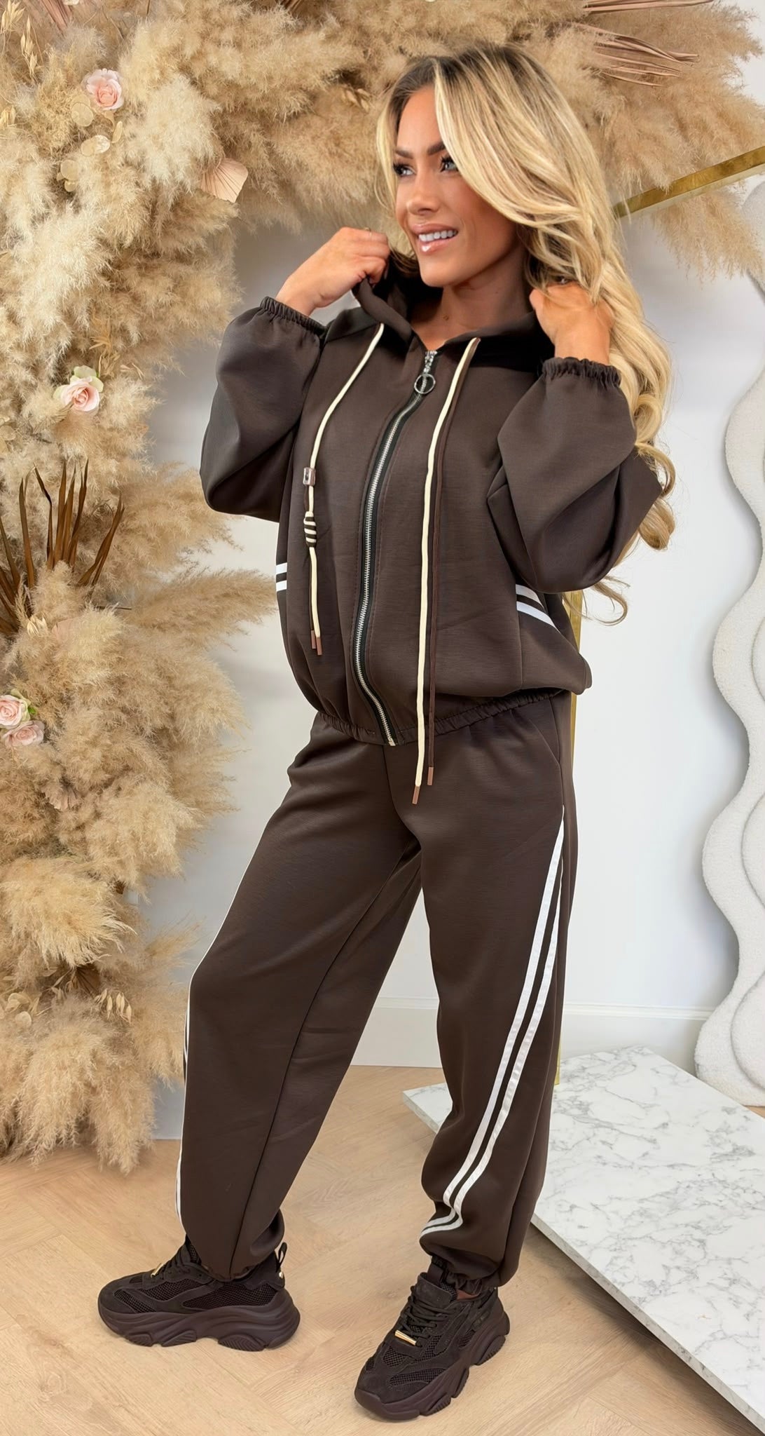 RIA TOUWTJE COMFY SET CHOCO