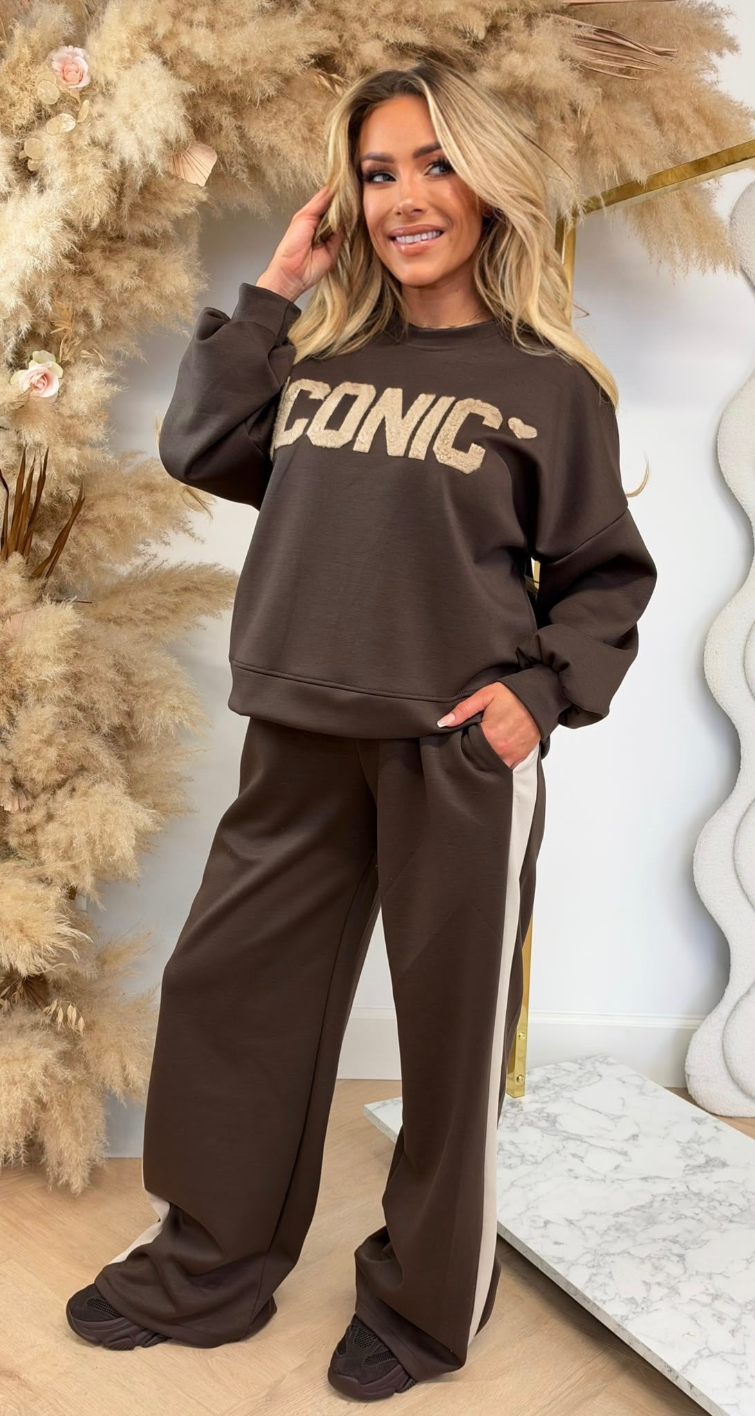 ICONIC STRIPE SET CHOCO