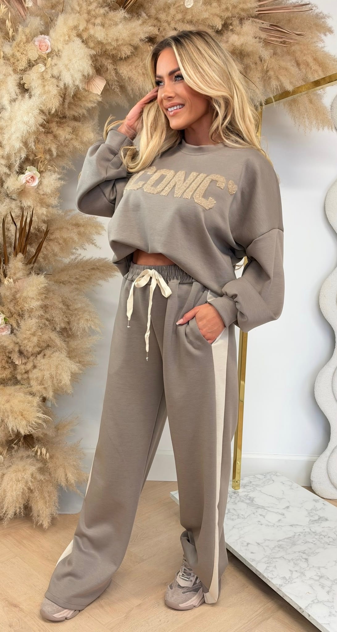 ICONIC STRIPE SET TAUPE