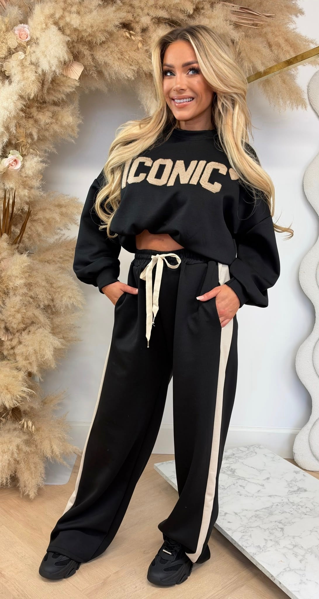 ICONIC STRIPE SET BLACK