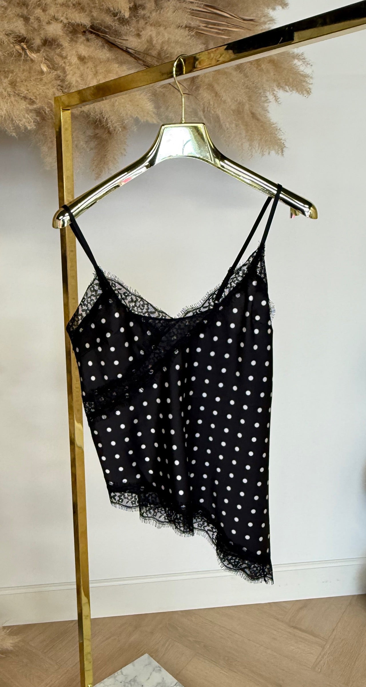 MAAIKE DOTS LACE TOP BLACK