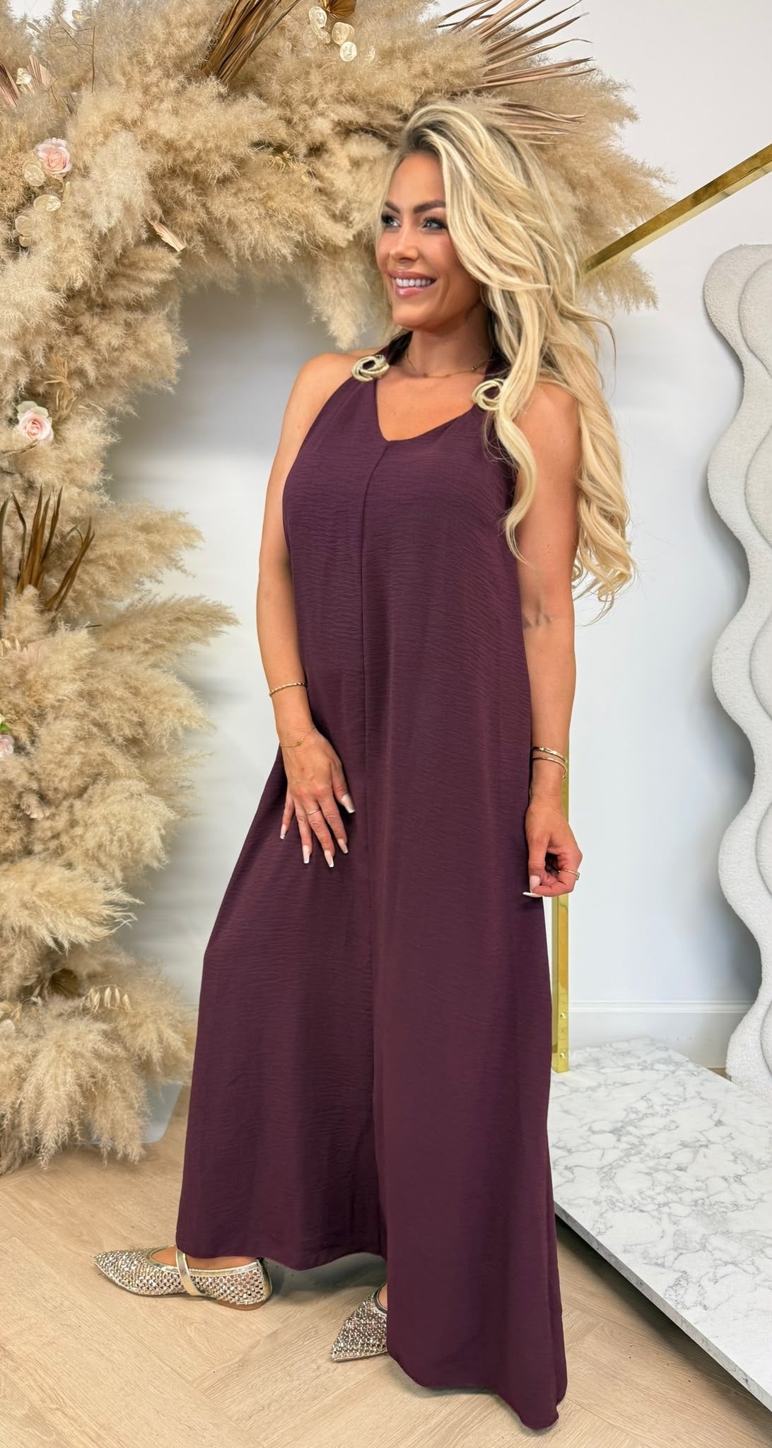 DESIREE CIRCLE GOLD DRESS WINE