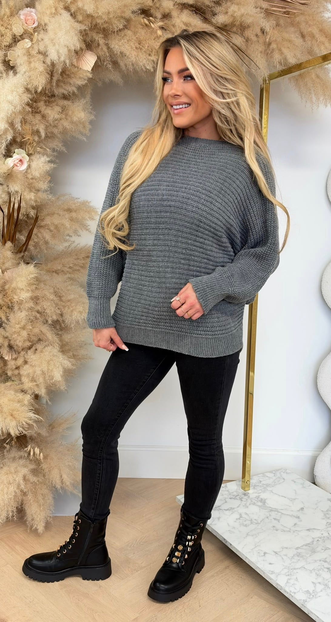 SELINA KNITTED TOP DARKGREY