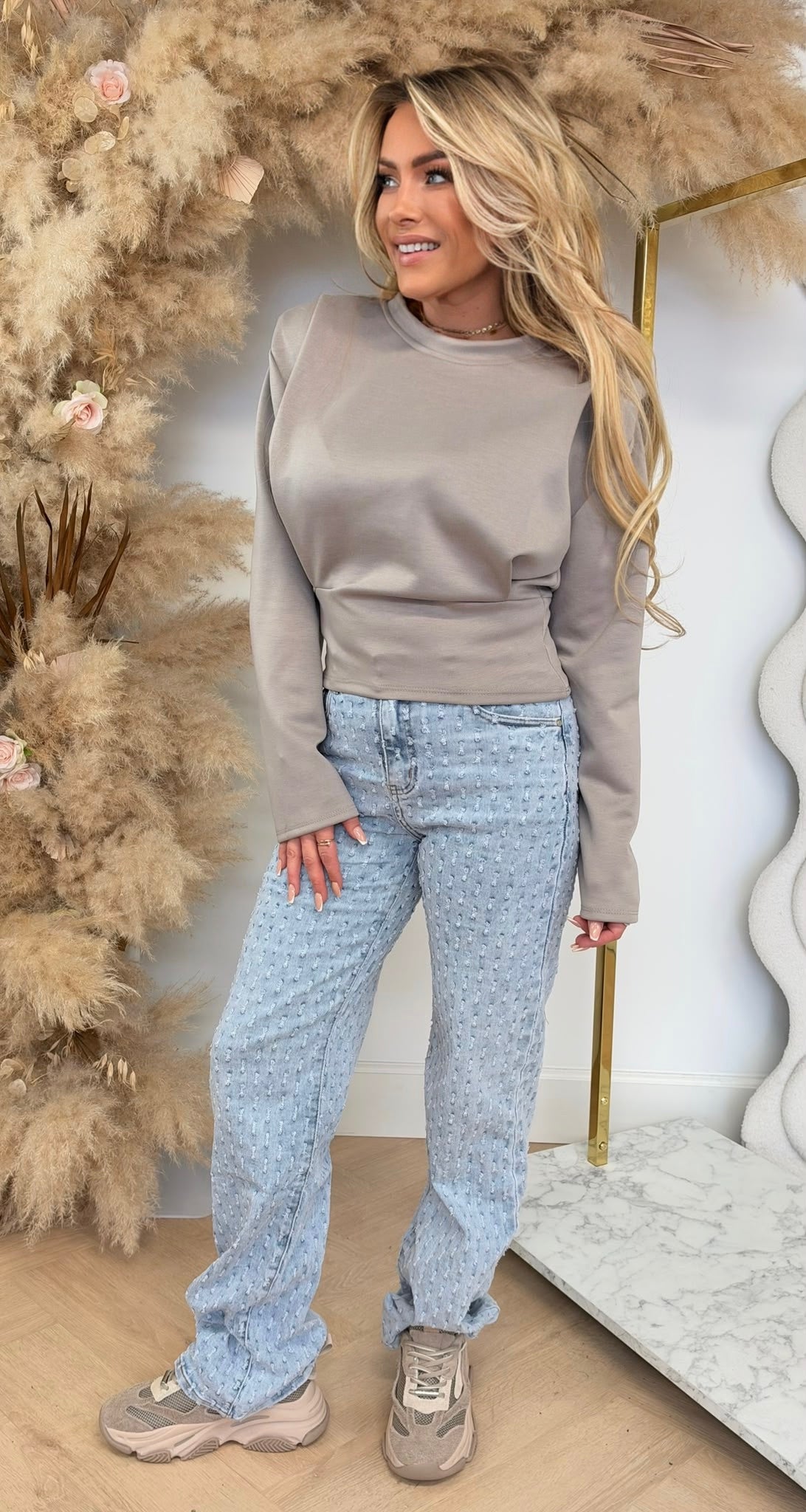 PADDED SHOULDER LONGSLEEVE TAUPE