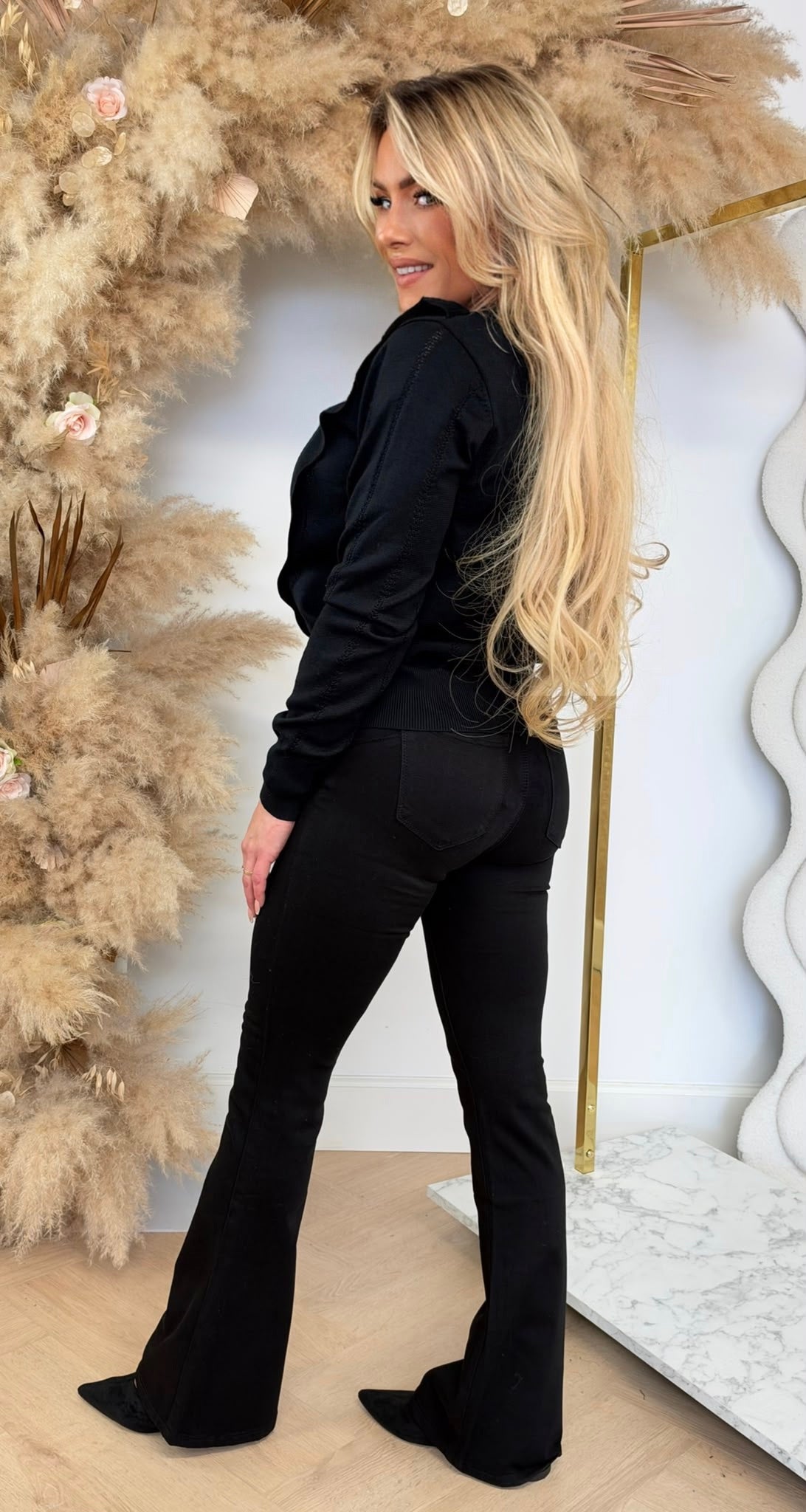 LIEKE RUFFLE TOP 2966 BLACK