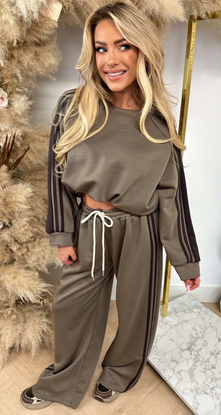 ADI STRIPE SET TAUPE