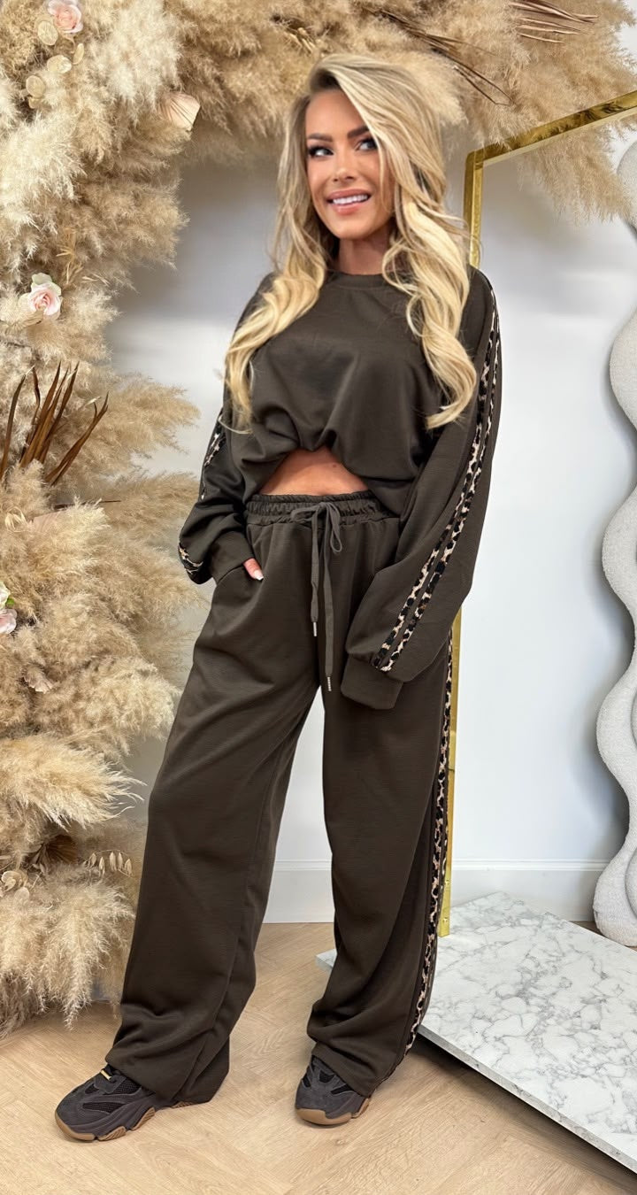 JOOKA LEO STRIPE SET CHOCO