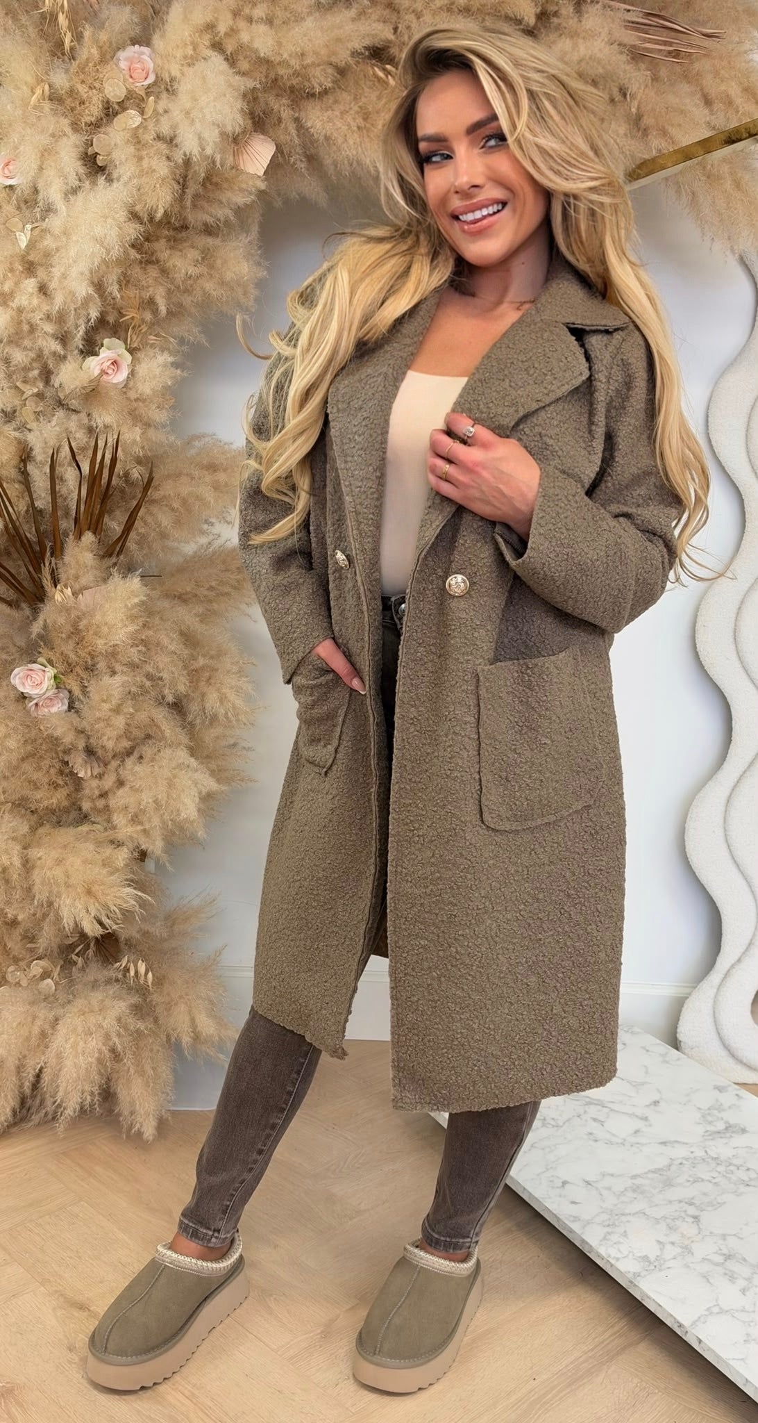 AMY BOUCLE LONG JACKET TAUPE