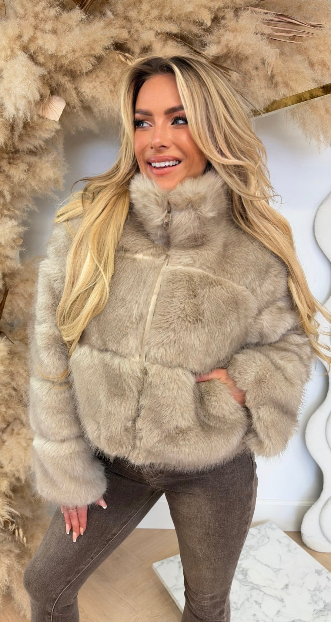 JOLLYA FAUX FUR JACKET 7026 BEIGE