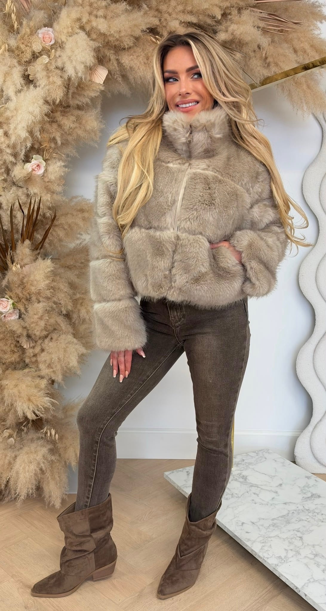 JOLLYA FAUX FUR JACKET 7026 BEIGE