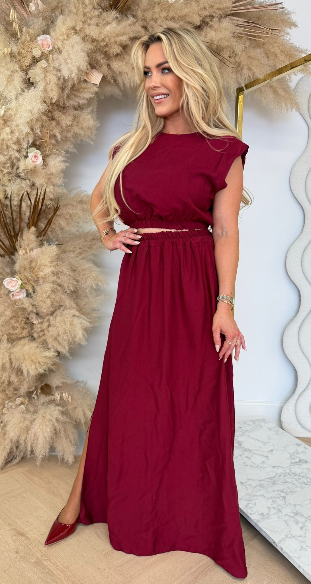 SUMMER VIBE SET TOP + SKIRT REDWINE