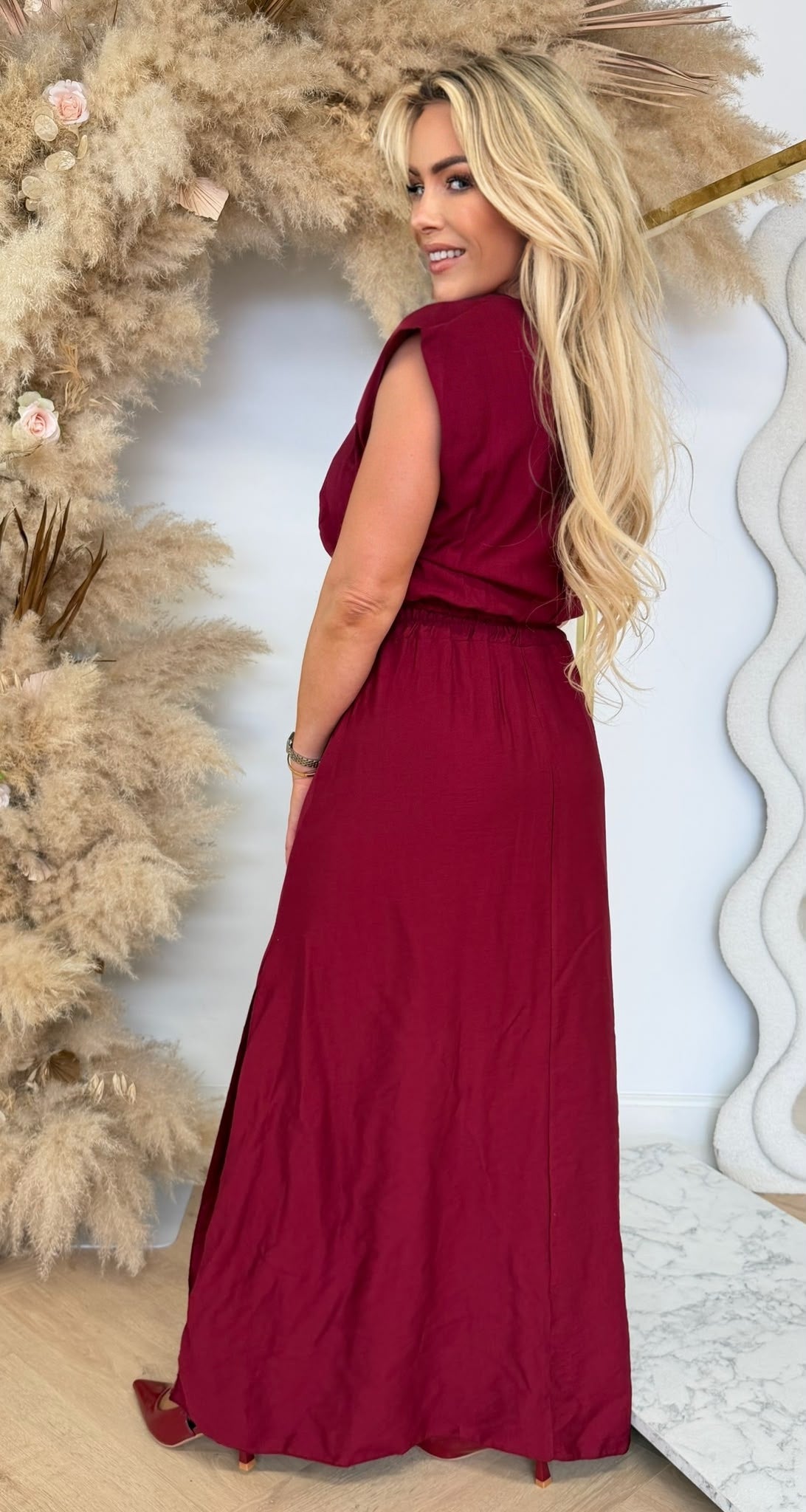 SUMMER VIBE SET TOP + SKIRT REDWINE