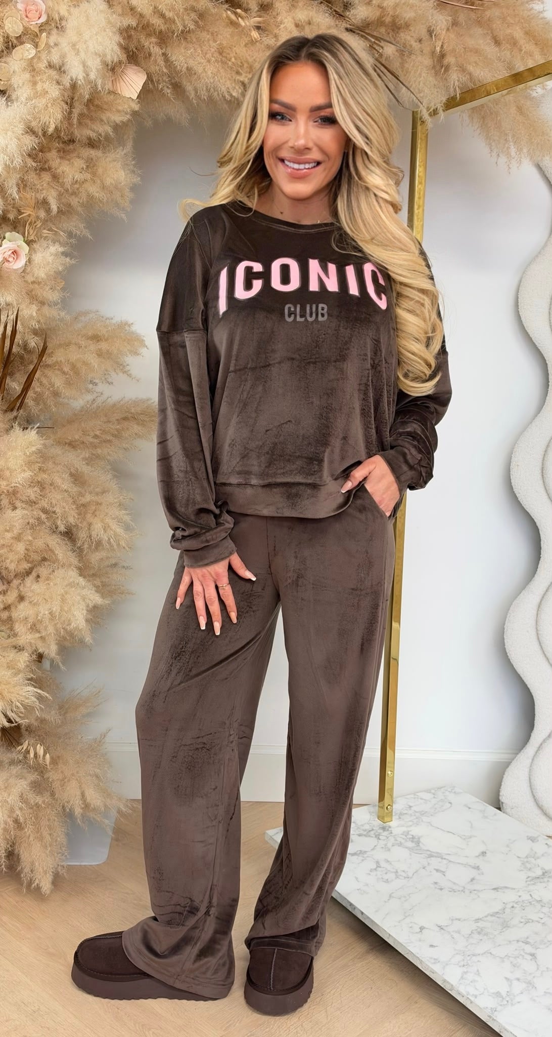 BEST ICONIC VELVET SET 1073 CHOCO