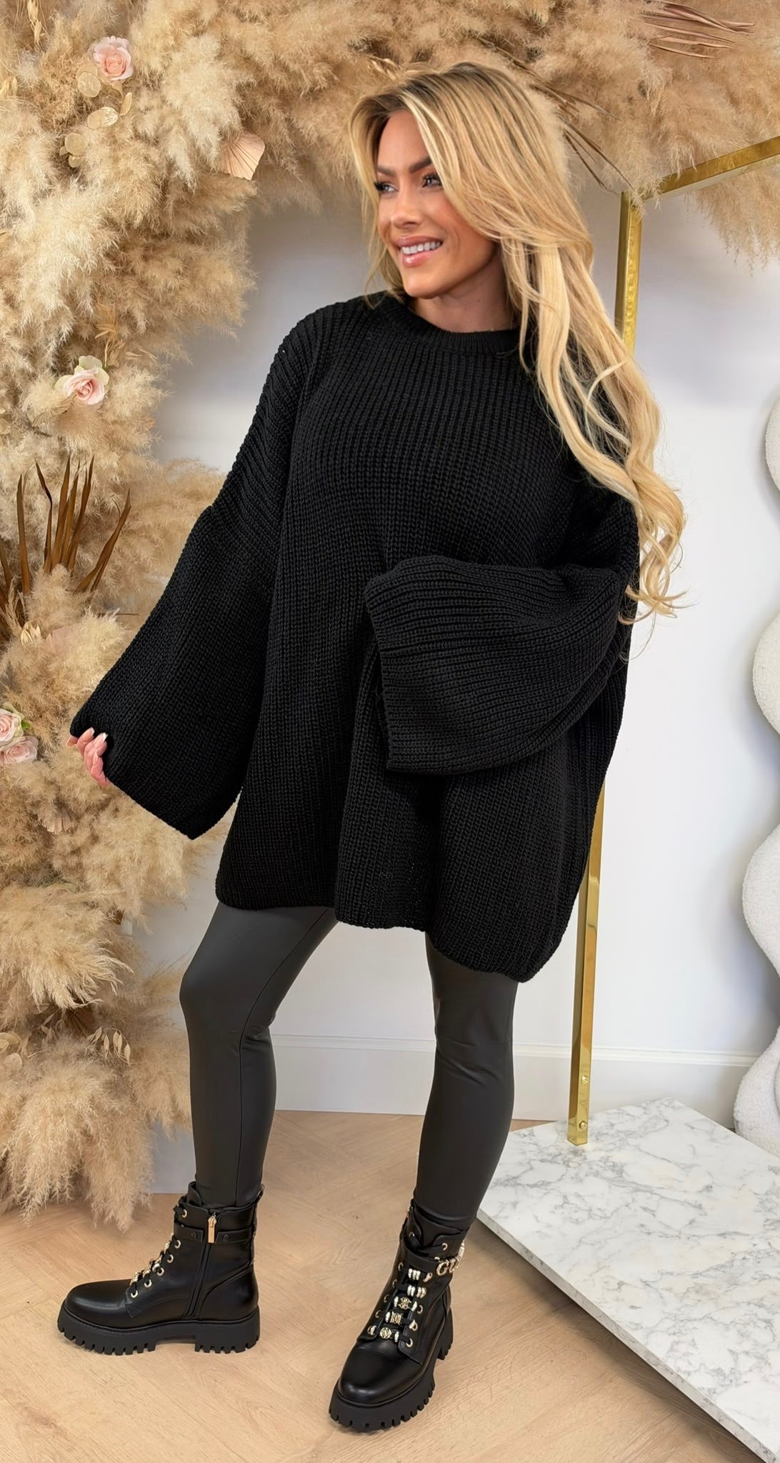 JOY OVERSIZED KNITTED SWEAT BLACK