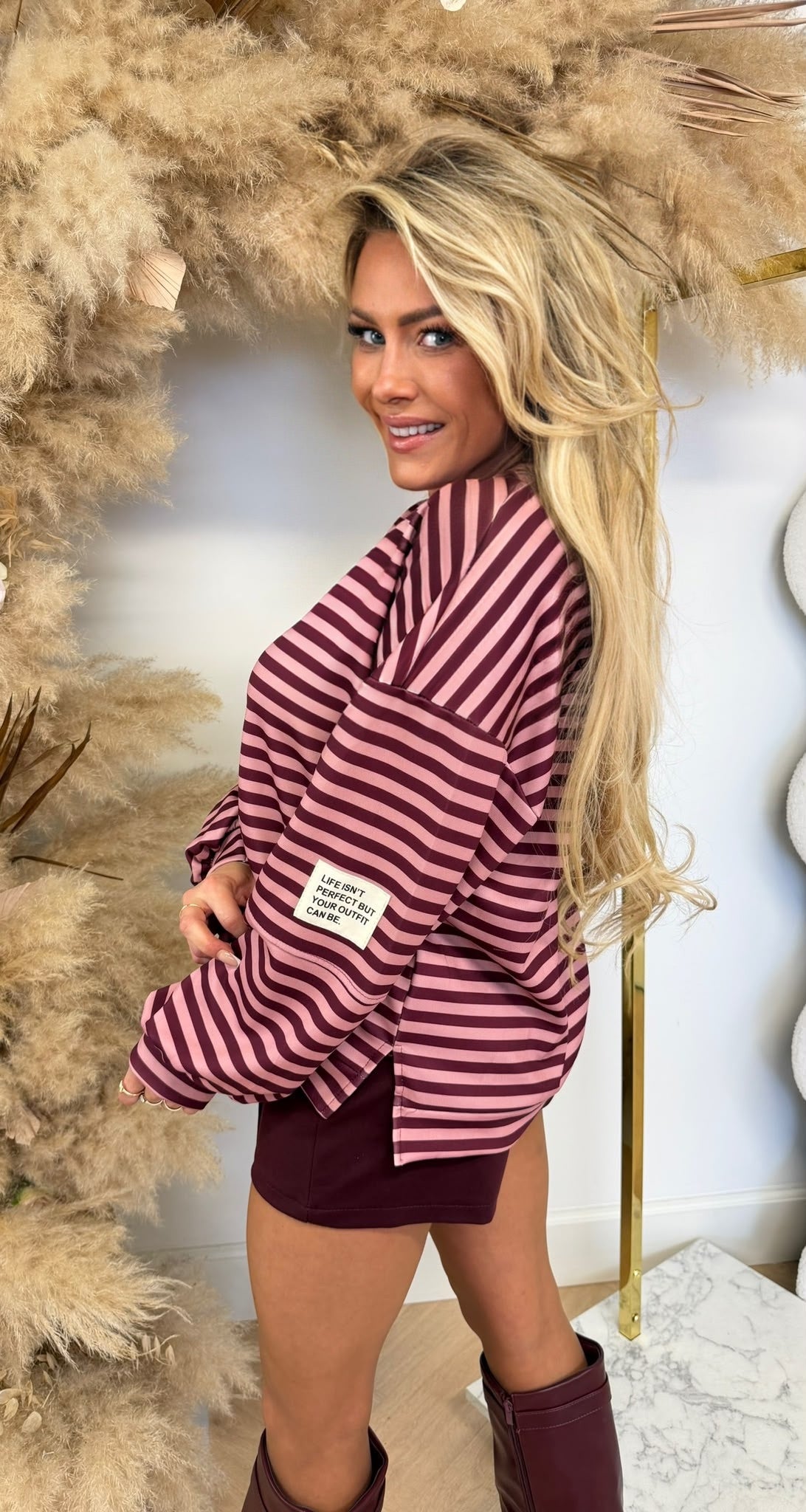 STRIPED PATCH SWEATER PINK
