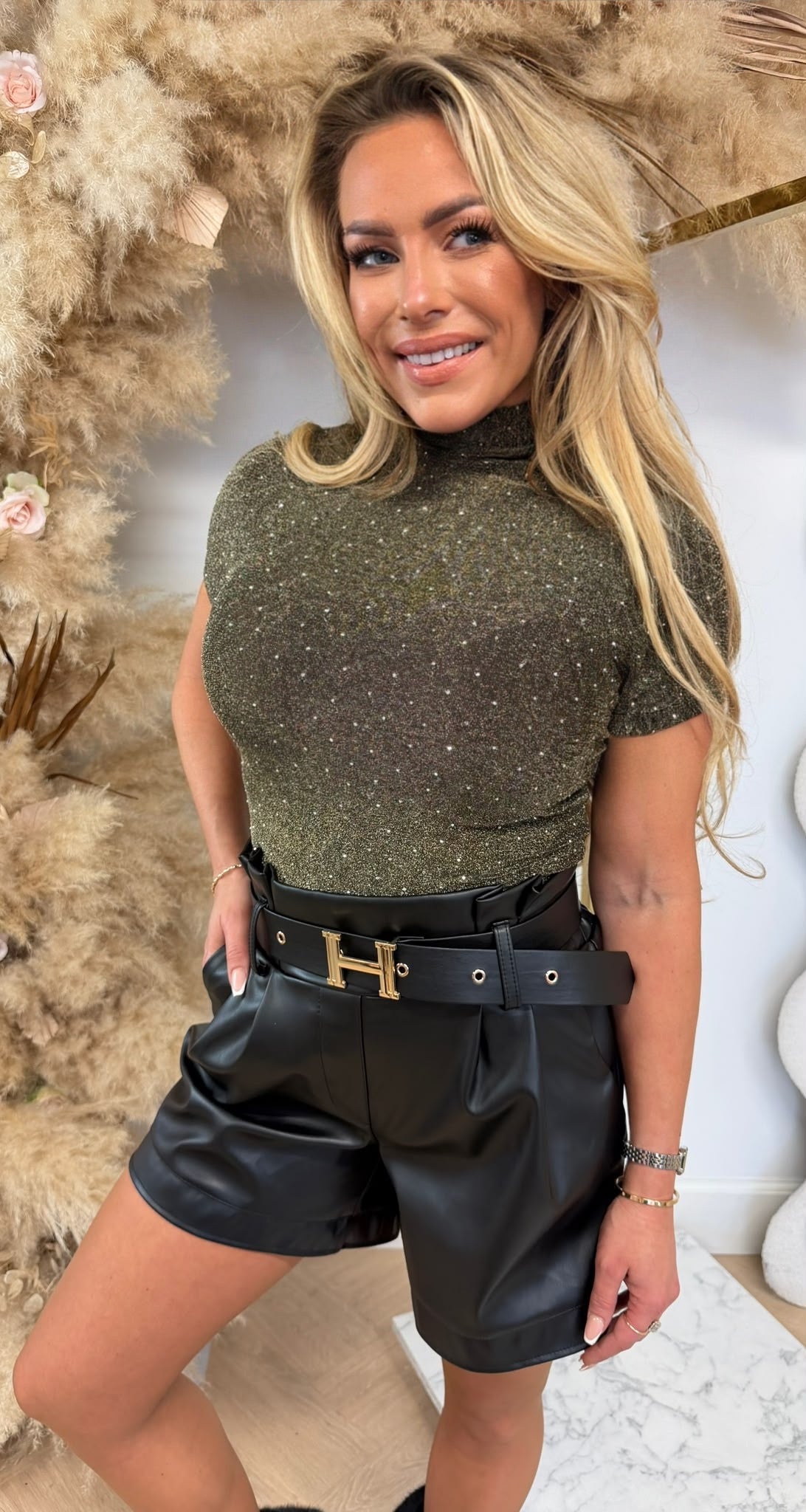 TURTLE NECK GLITTERY TOP 10871 GOLD