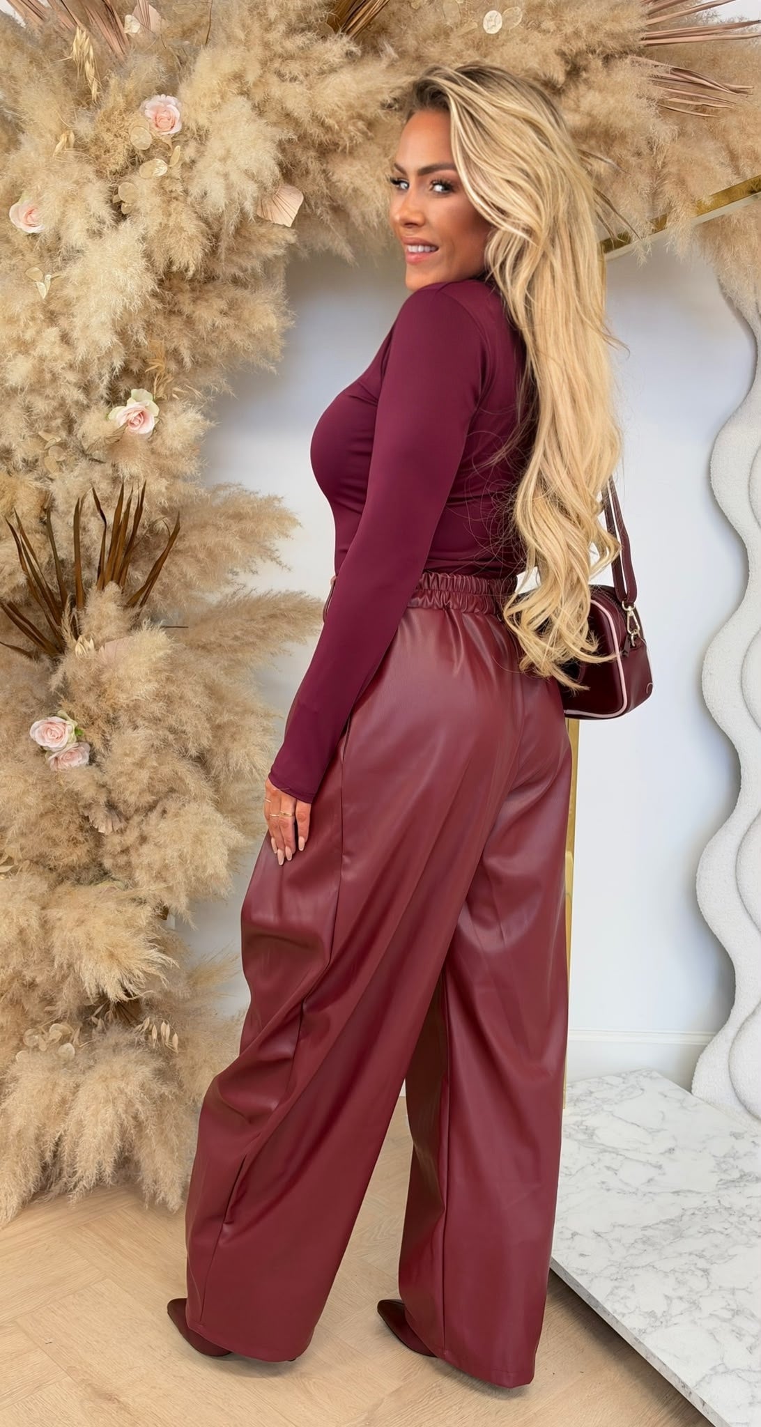 JASMIJN BASIC KOL TOP BORDEAUX