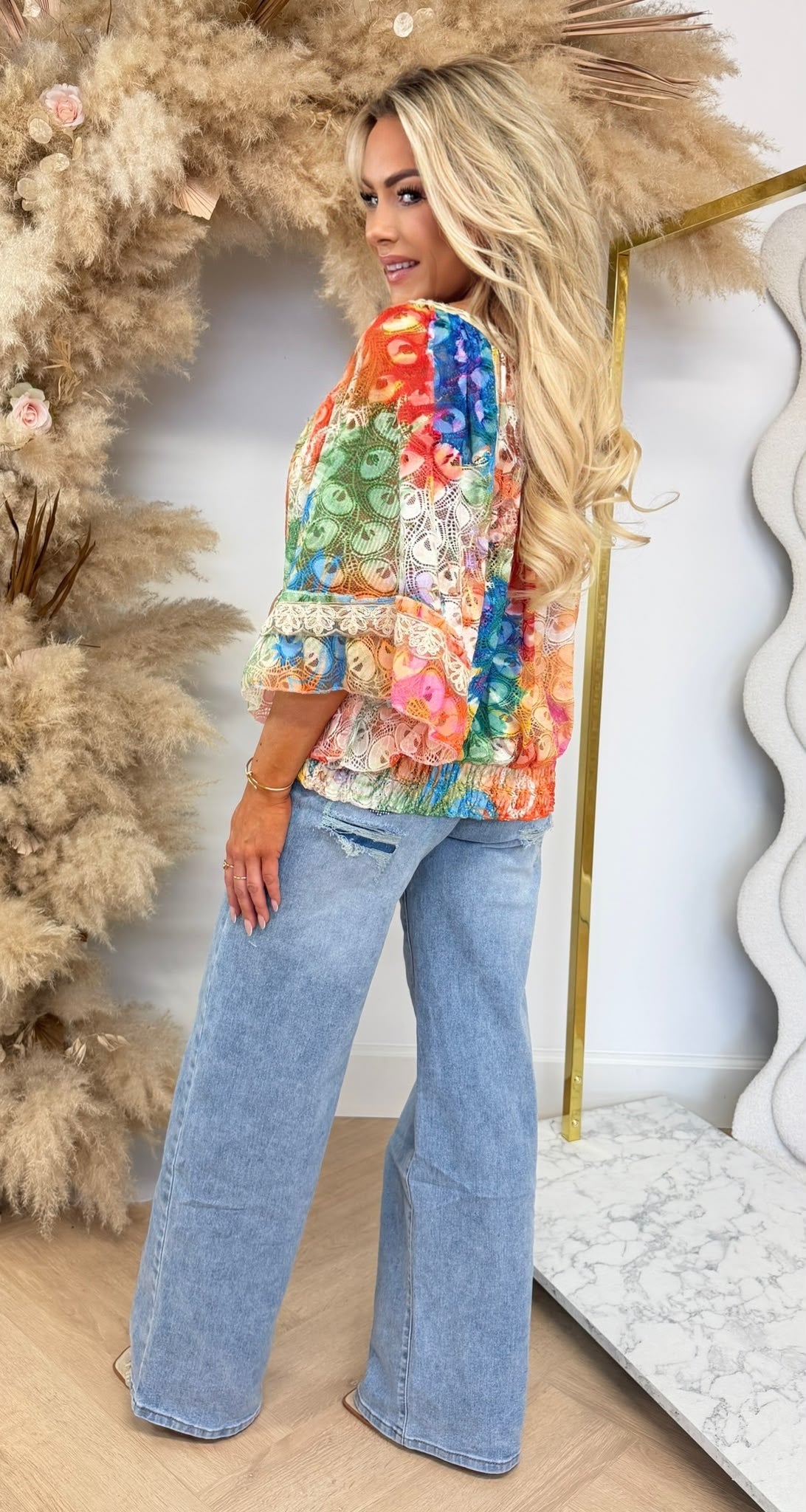 FLOWER LACE TOP RAINBOW