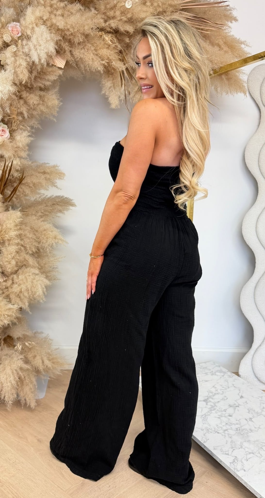 ELIN STRAPLESS JUMPER BLACK