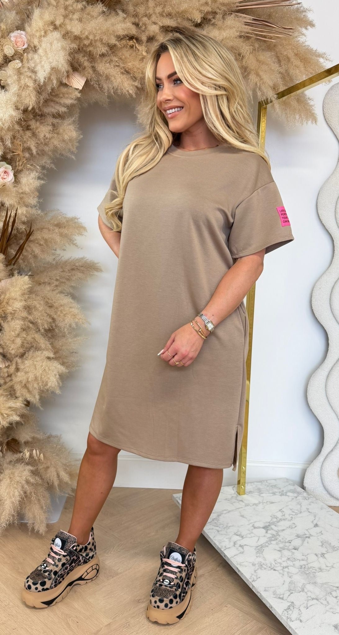 LONG PERFECT EMLBEEM DRESS TAUPE