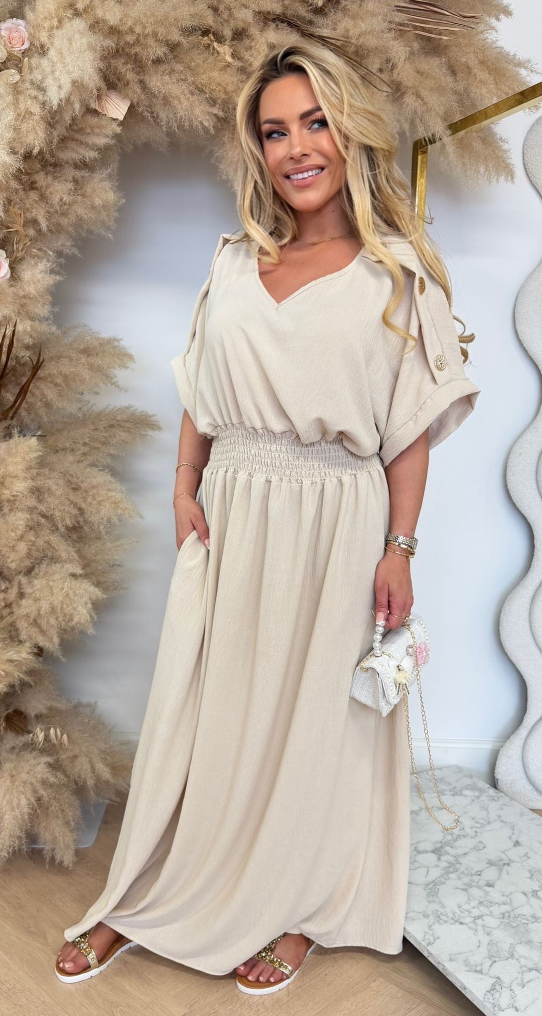BUTTON POCKET DRESS BEIGE