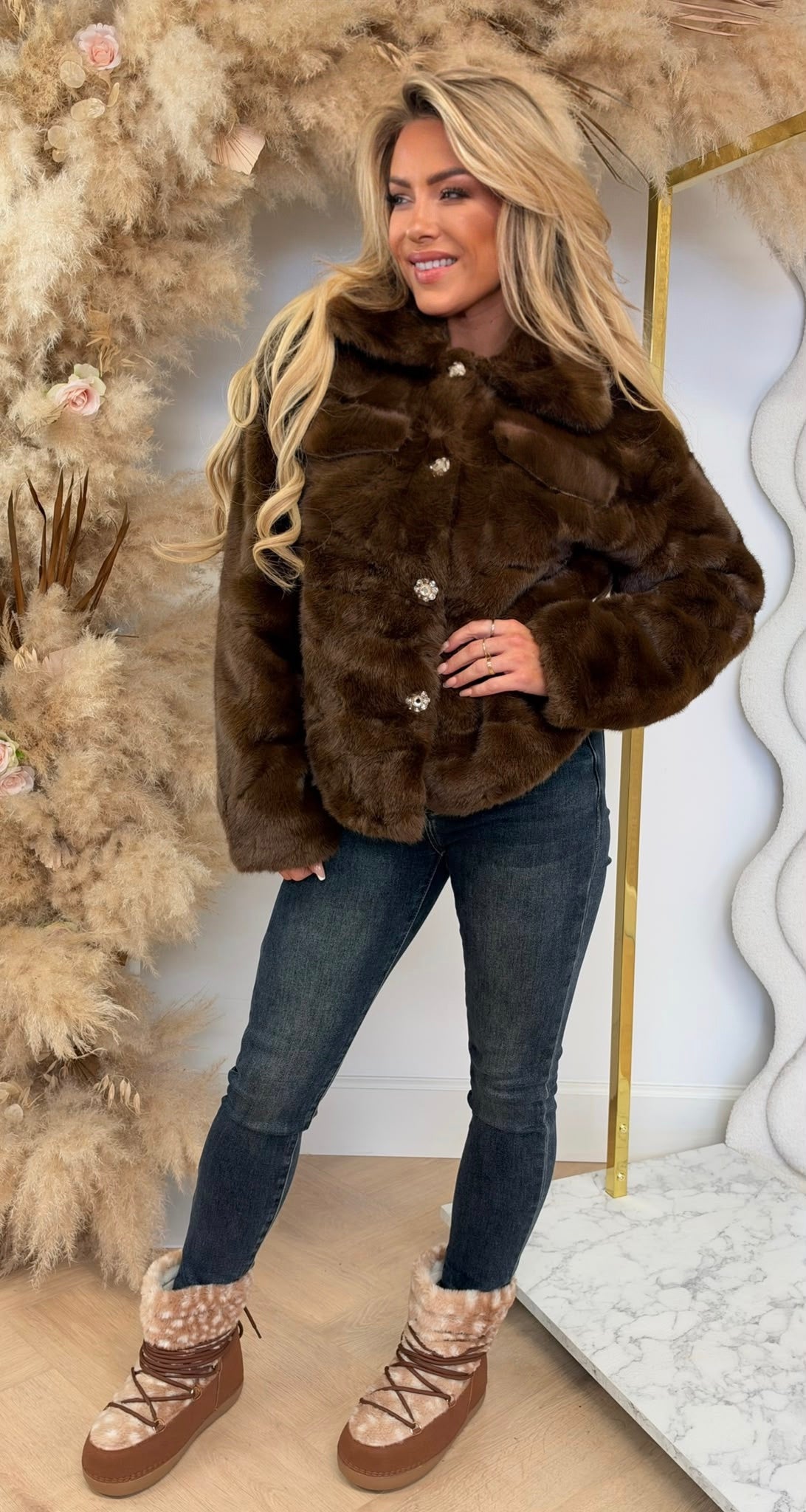 GLAMOUR FAKE FUR JACKET 1100 CHOCO