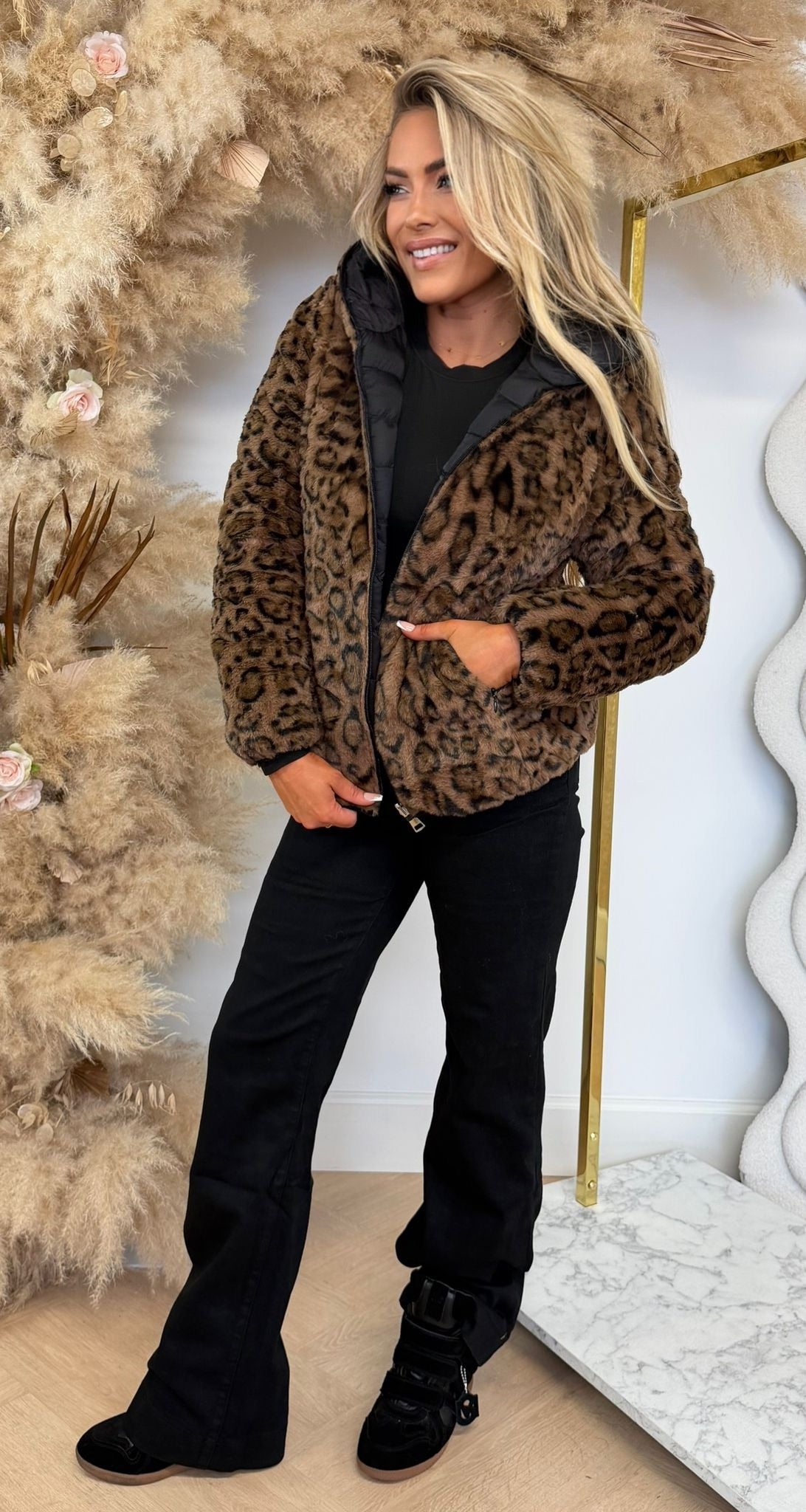 REVERSIBLE PUFFER LEO JACKET 2701 BLACK/CHOCO