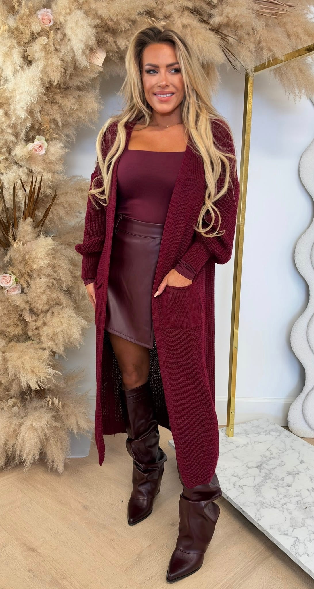 KNITTED LOUNGE VEST BORDEAUX