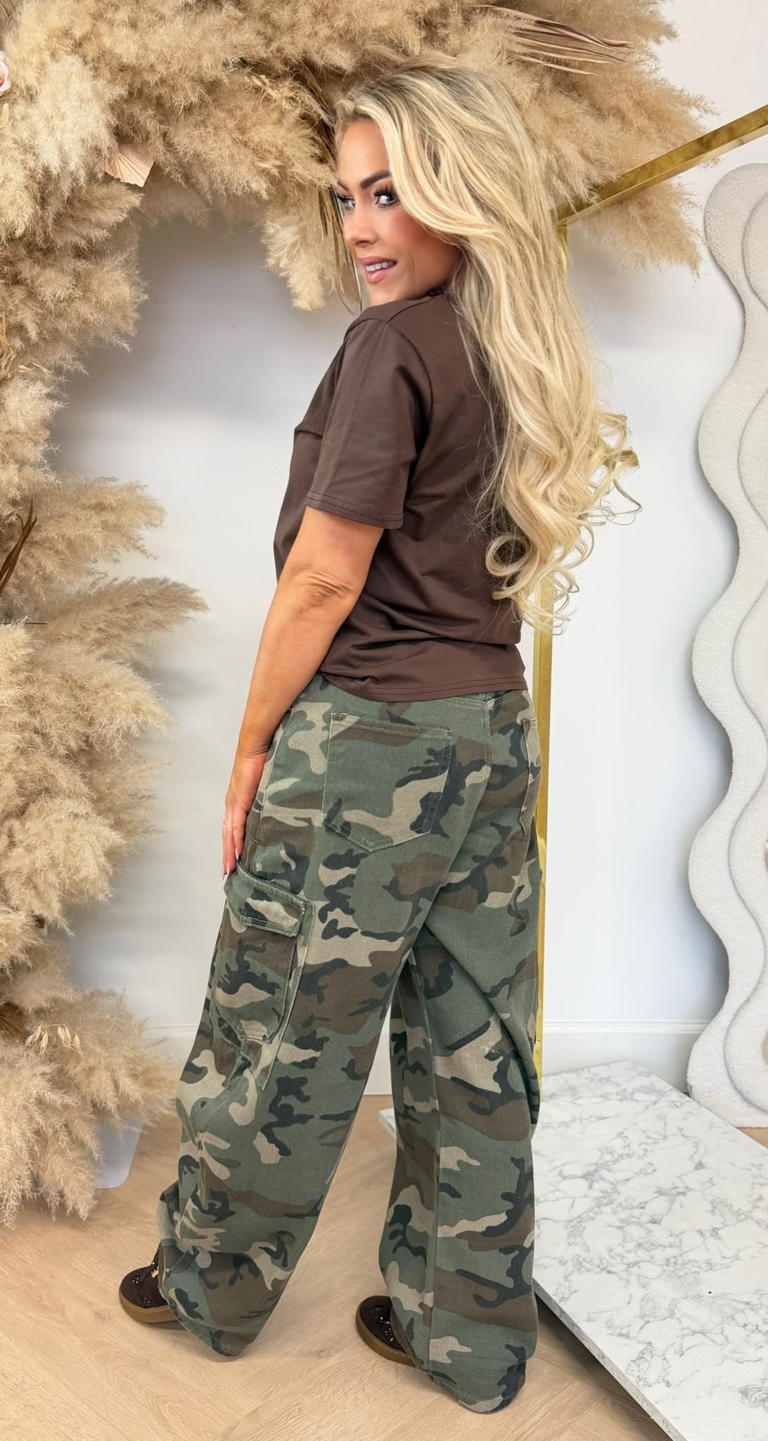AMOUR SEQUIN TEKST TEE 1011 CHOCO