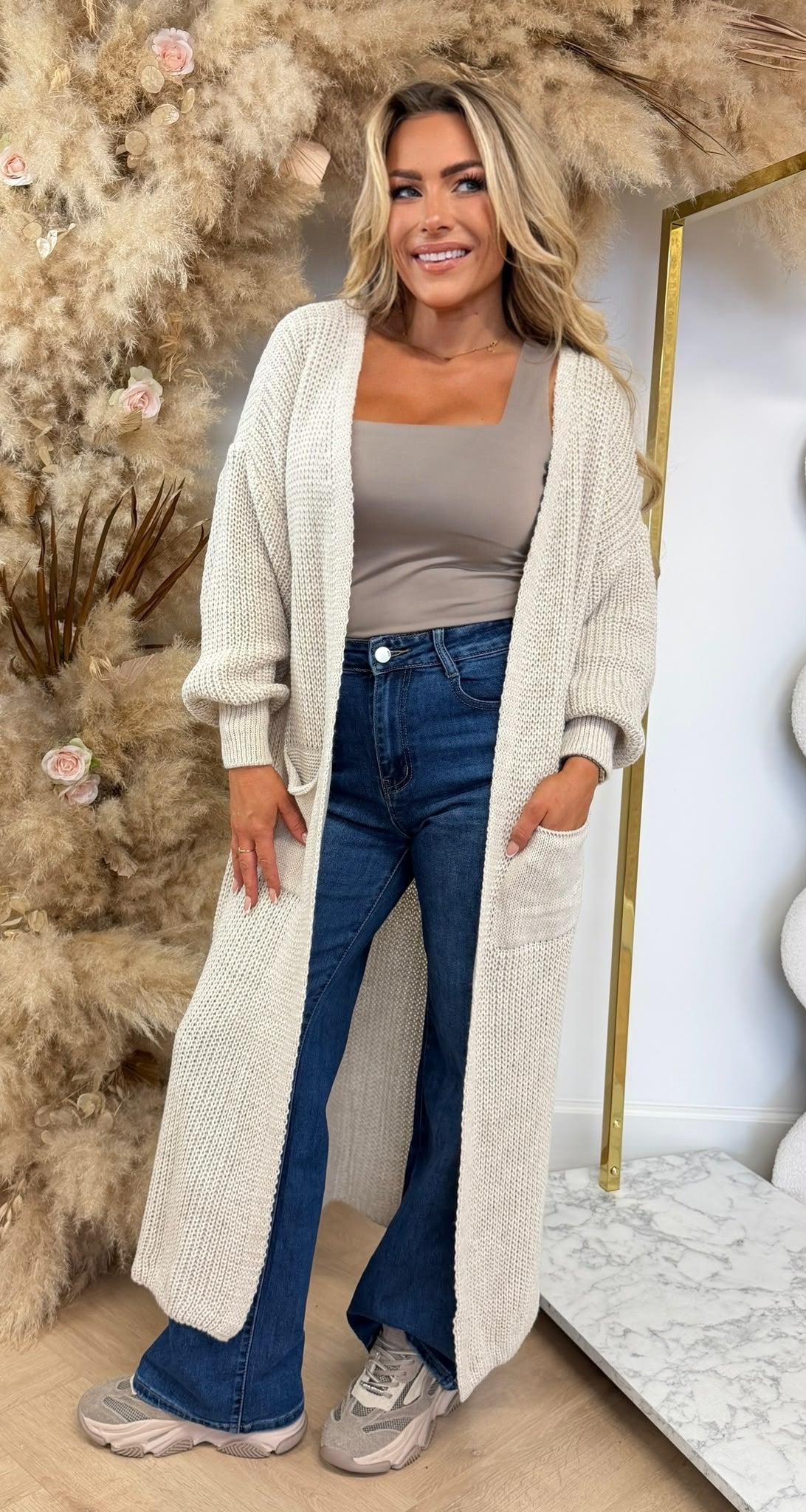 KNITTED LOUNGE VEST BEIGE