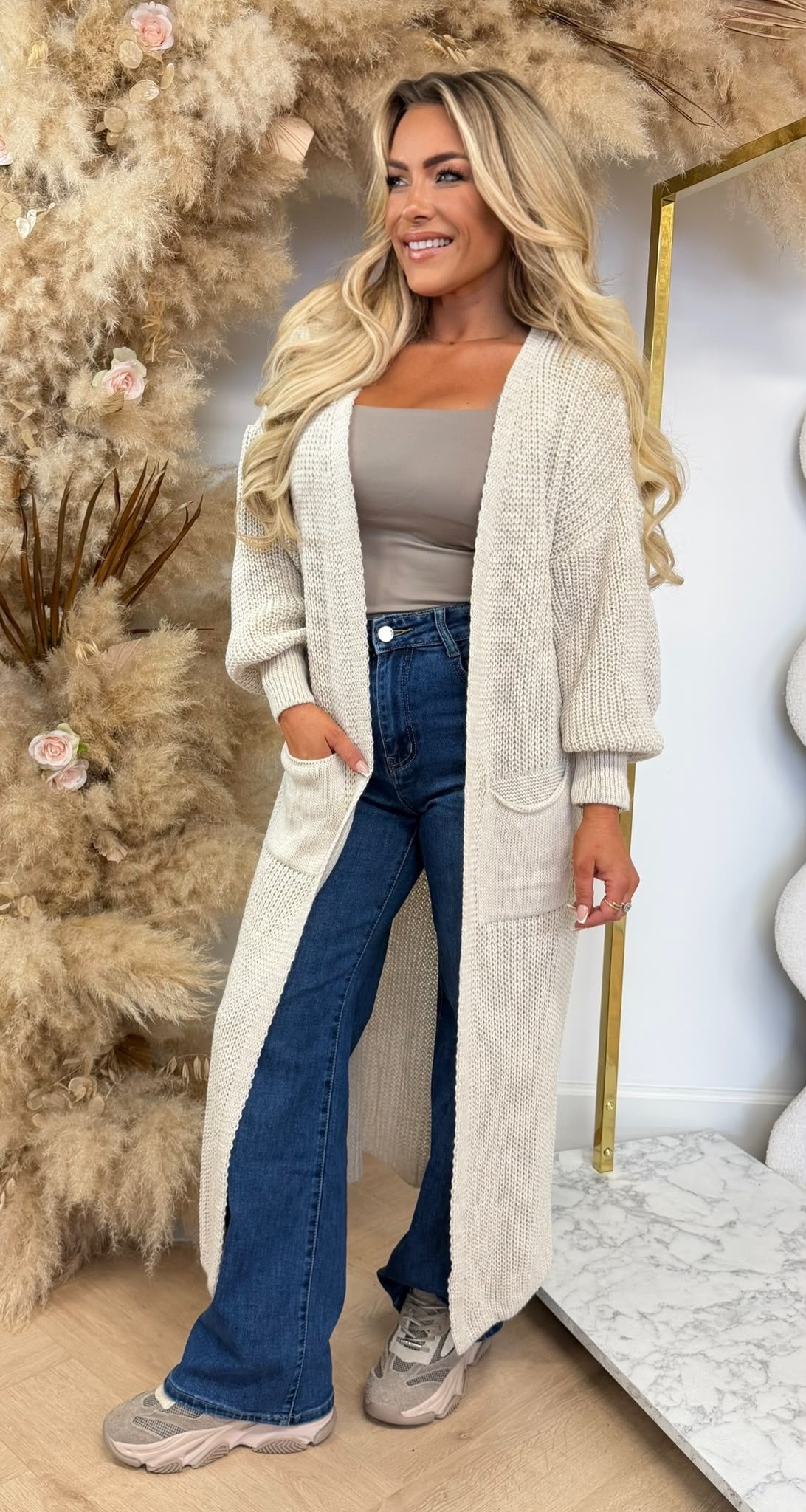 KNITTED LOUNGE VEST BEIGE