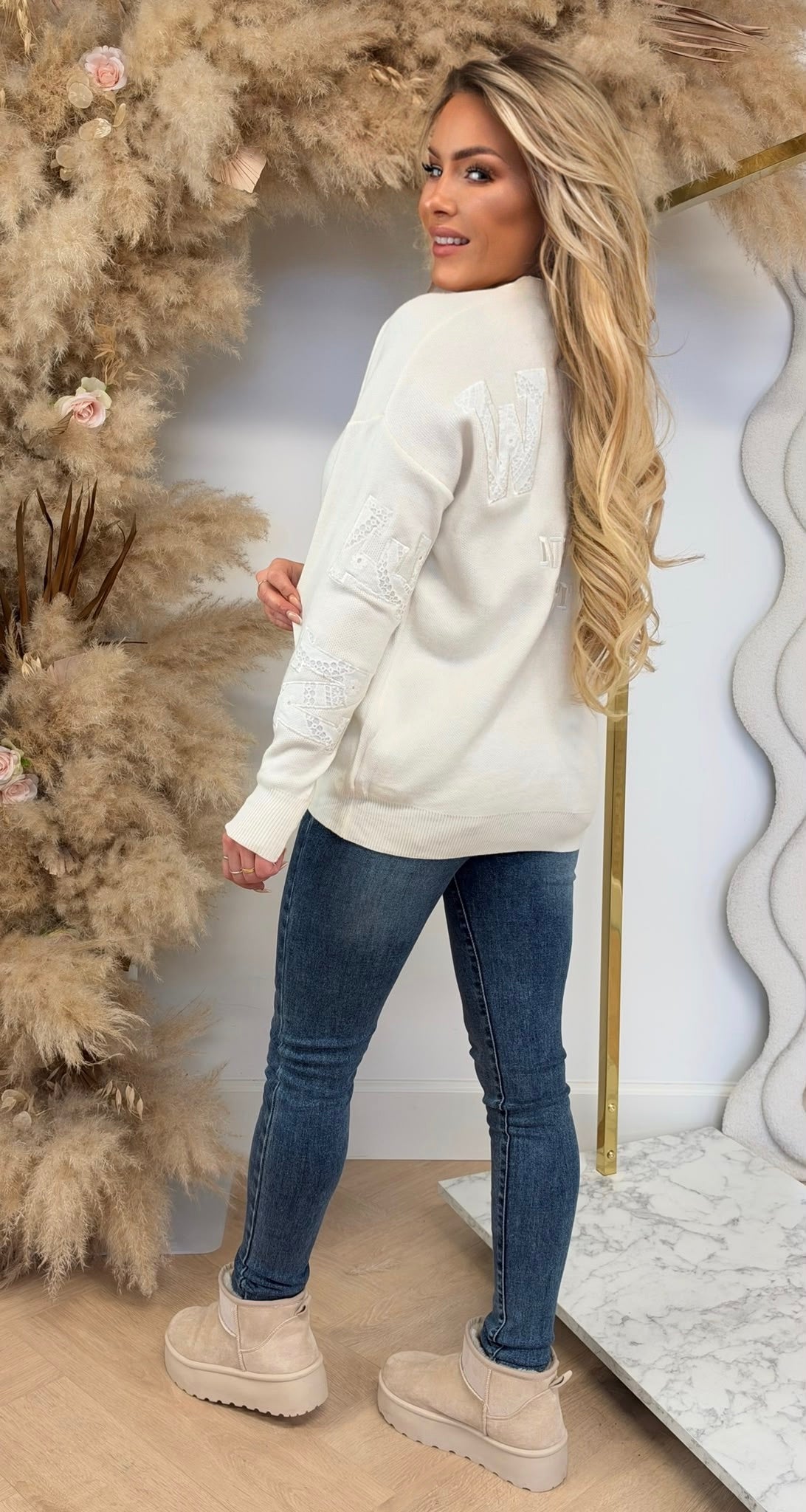 NEW YORK LACE BACKPRINT SWEAT 7825 LIGHT BEIGE