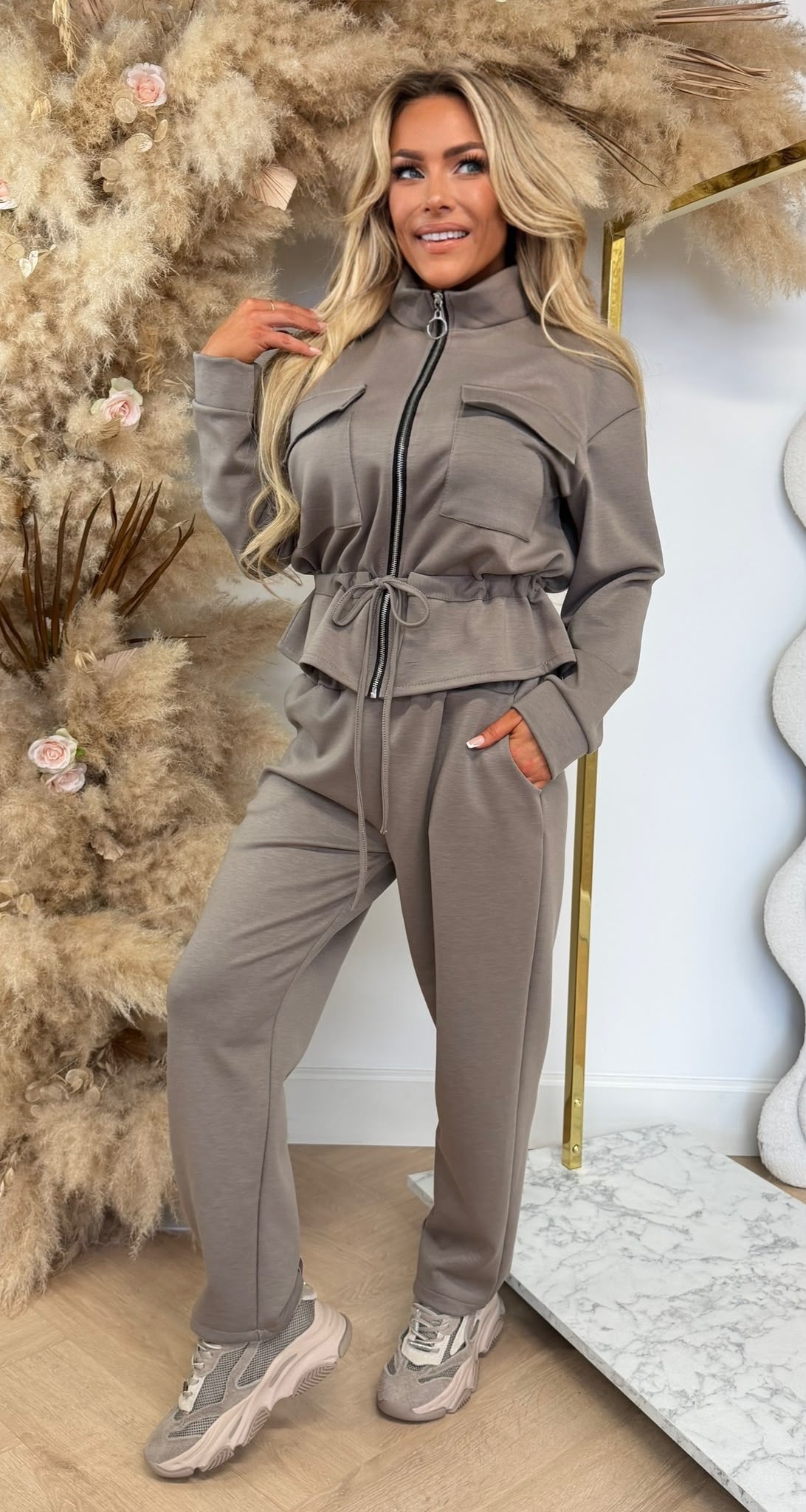 PATRICIA TOUWTJE SET TAUPE