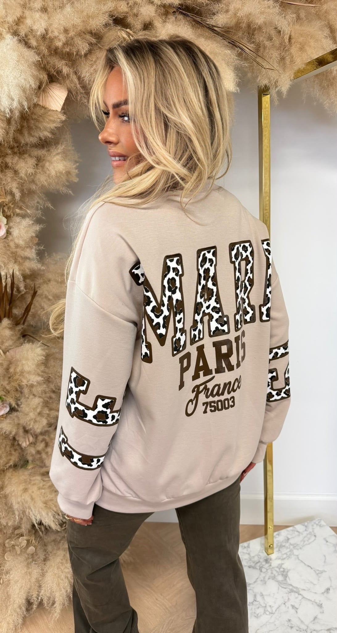 LEMARIS LEO PRINT SWEATER BEIGE