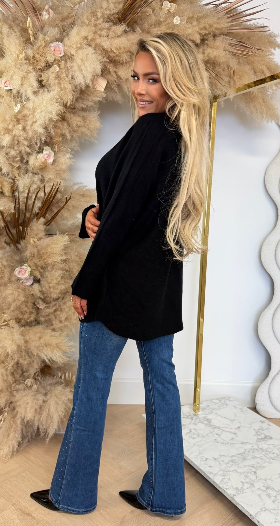 KIMMY SOFT LONG TOP BLACK