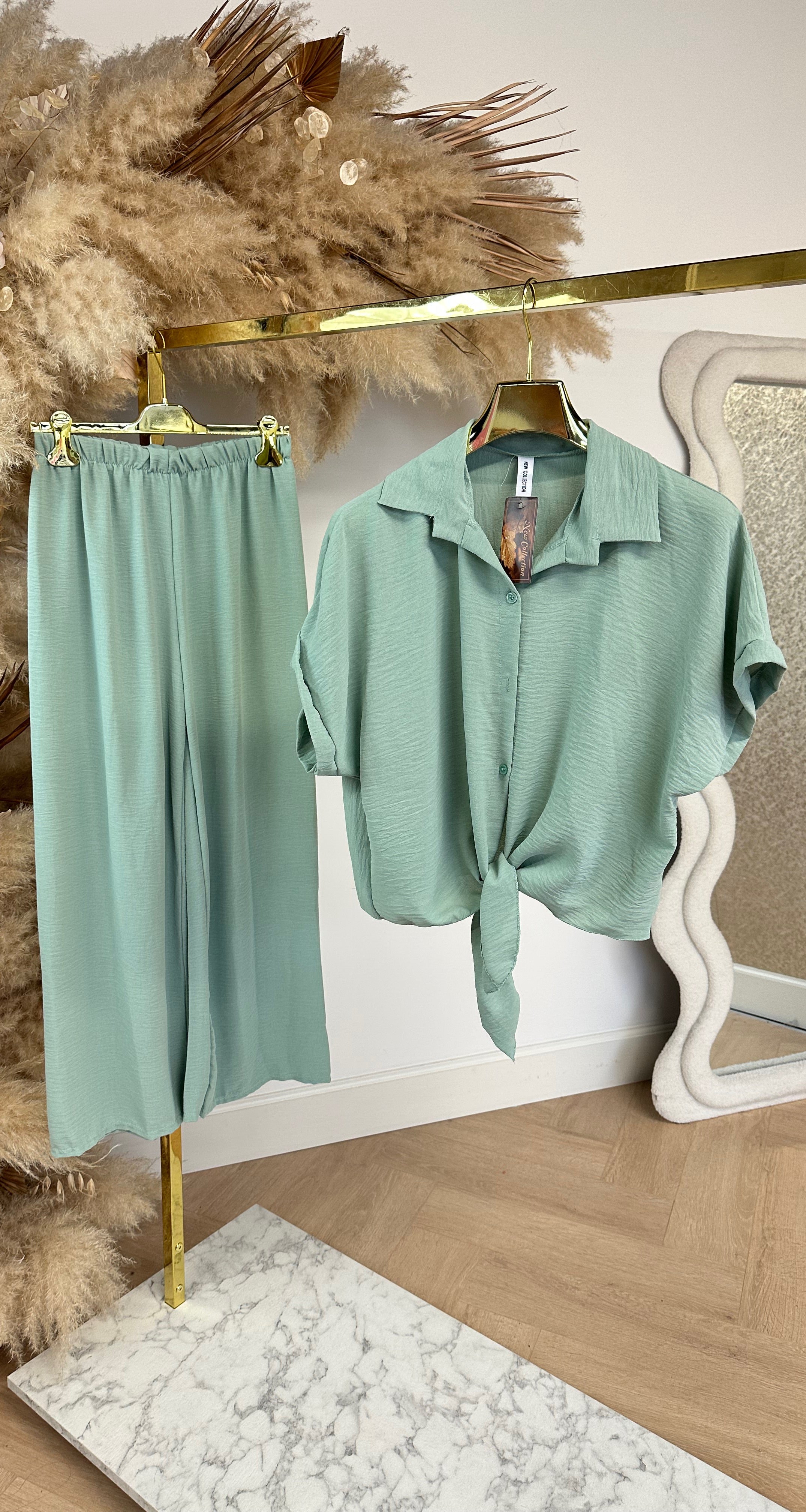 SIMPLE CLASSY CO-ORD SET ESMARALD